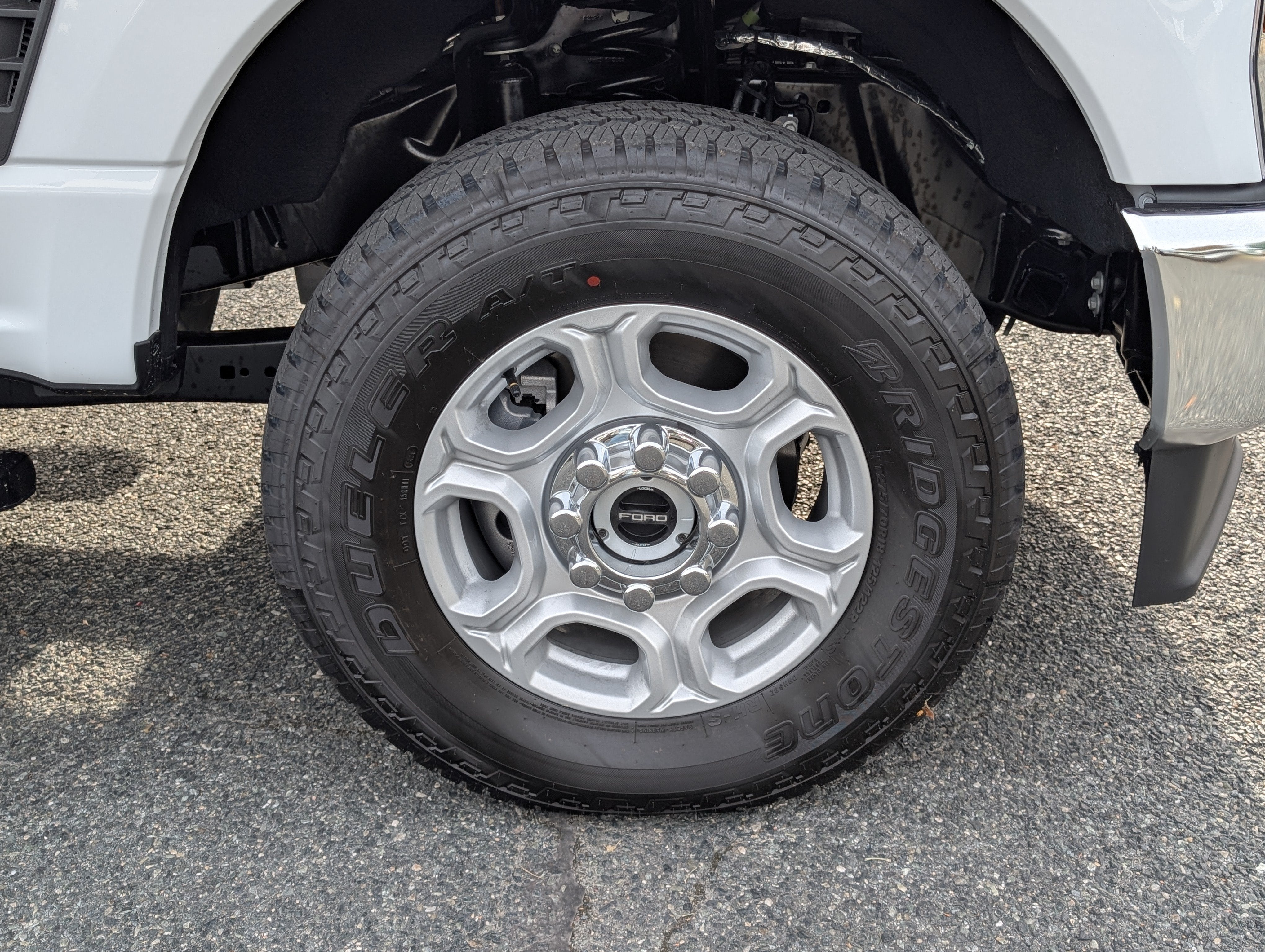 2026 Ford Super Duty F-350 SRW XLT
