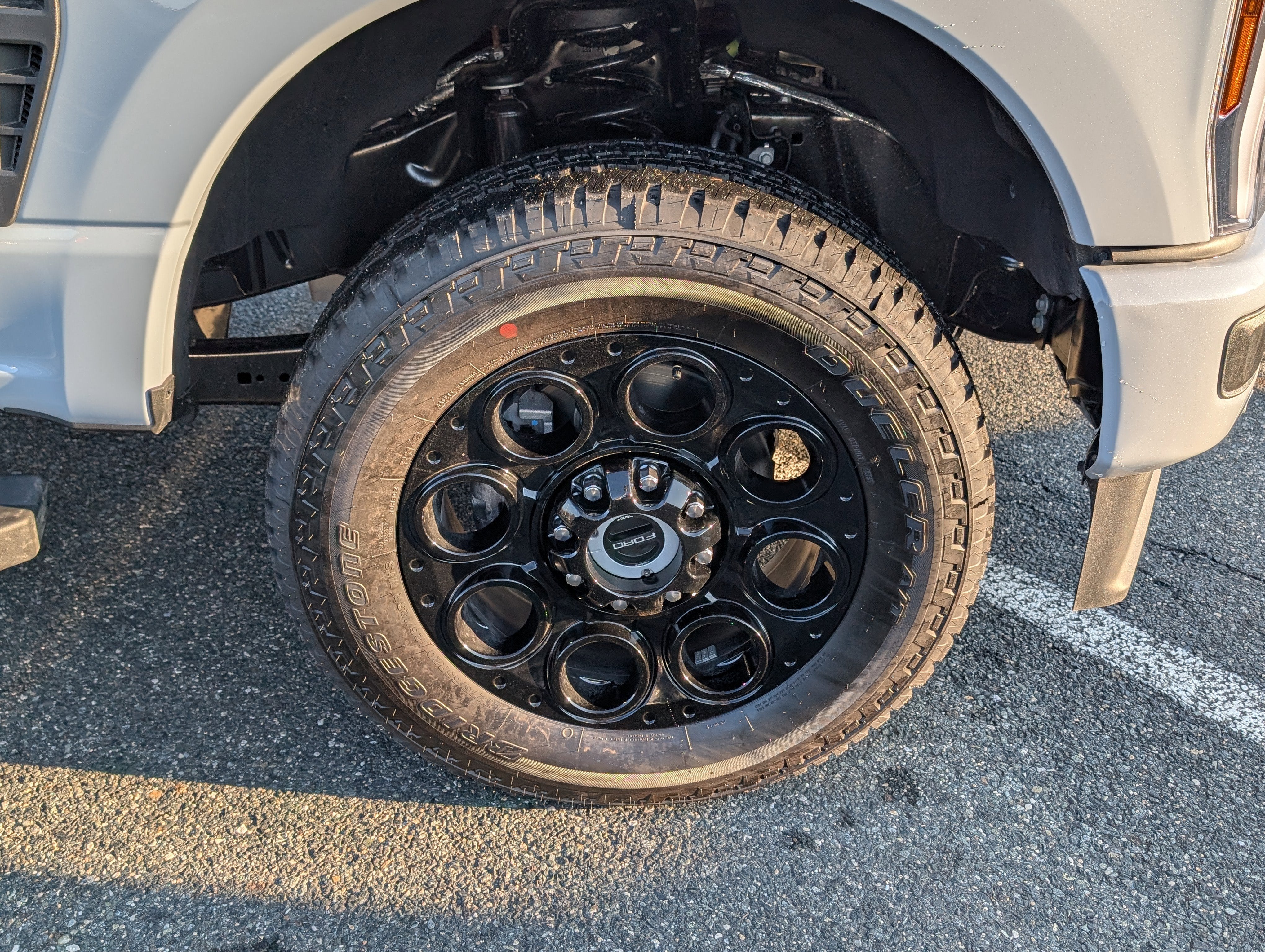 2026 Ford Super Duty F-350 SRW LARIAT