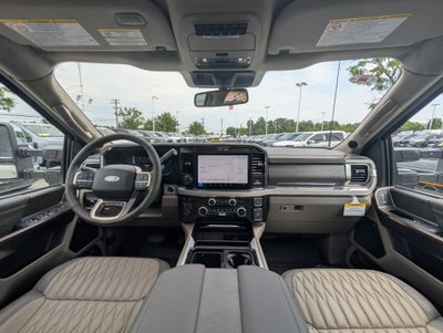 2026 Ford Super Duty F-350 DRW Platinum