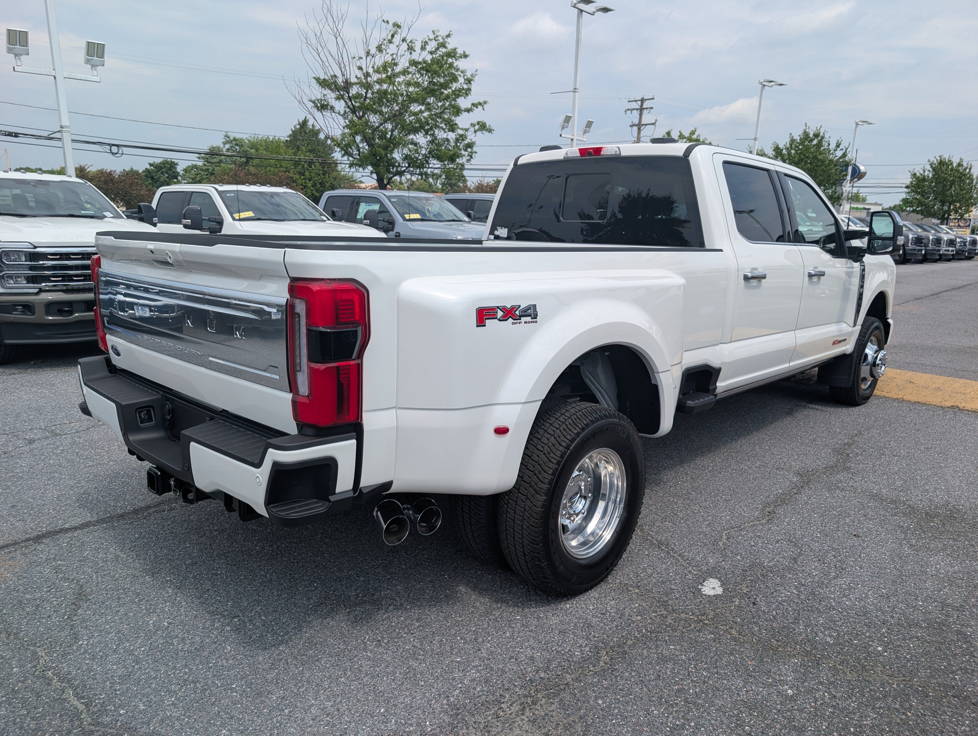 2026 Ford Super Duty F-350 DRW Platinum