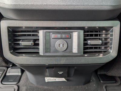 2027 Ford Super Duty F-350 DRW Platinum