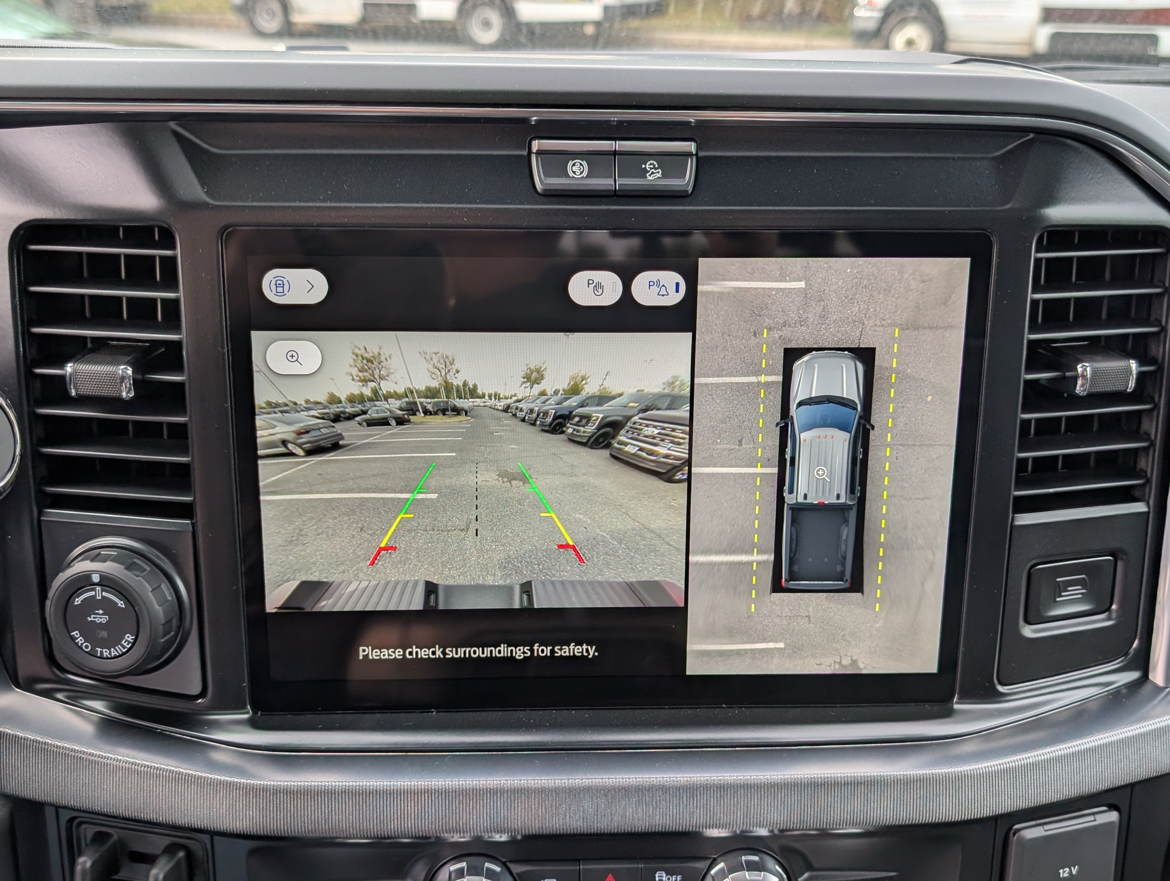 2027 Ford Super Duty F-350 DRW Platinum