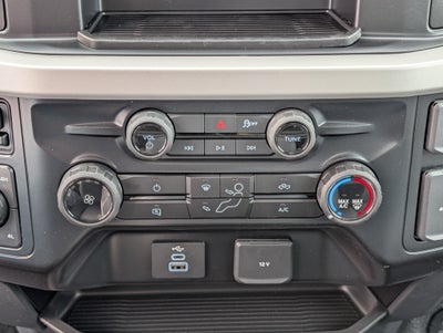 2027 Ford Super Duty F-350 DRW XL