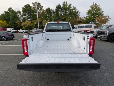 2027 Ford Super Duty F-350 DRW XL