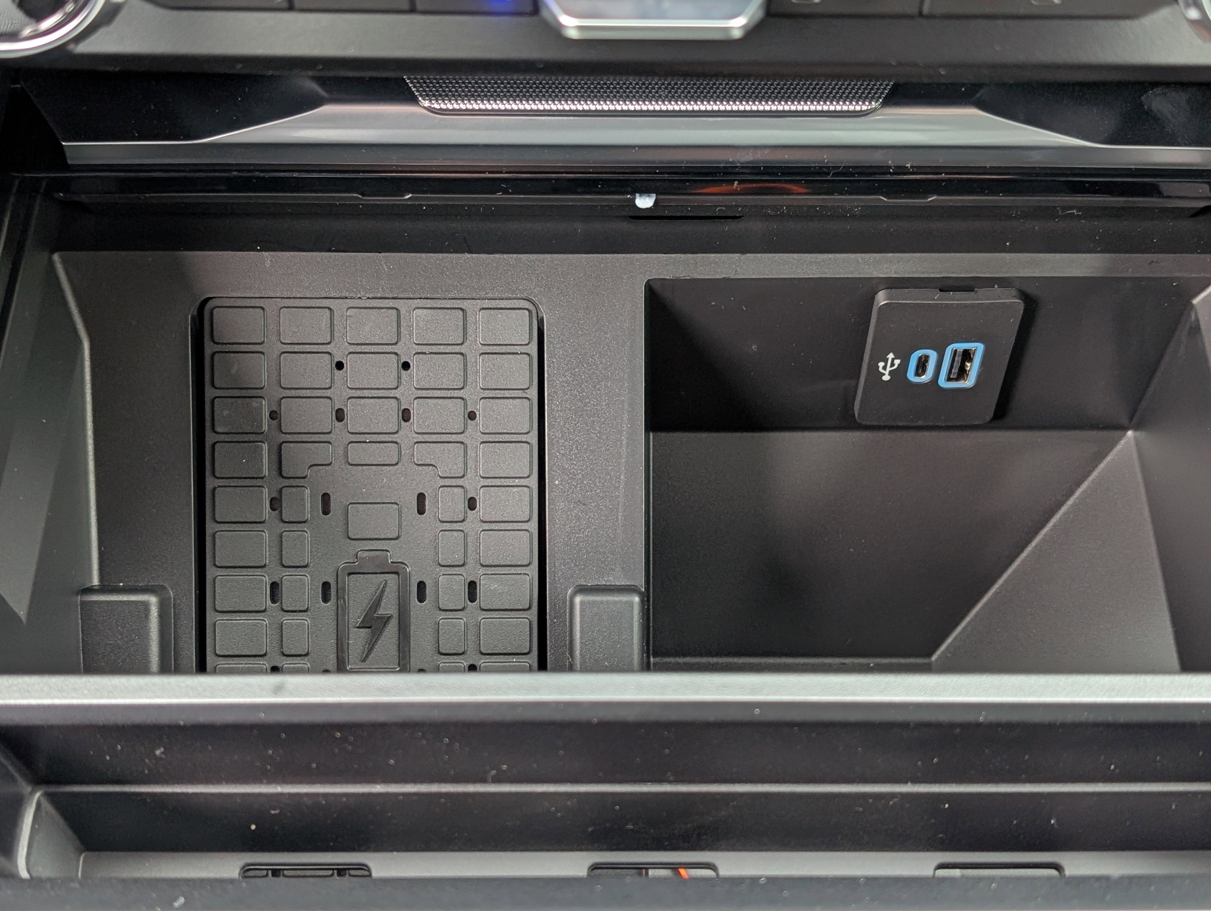 2026 Ford Super Duty F-350 DRW Platinum