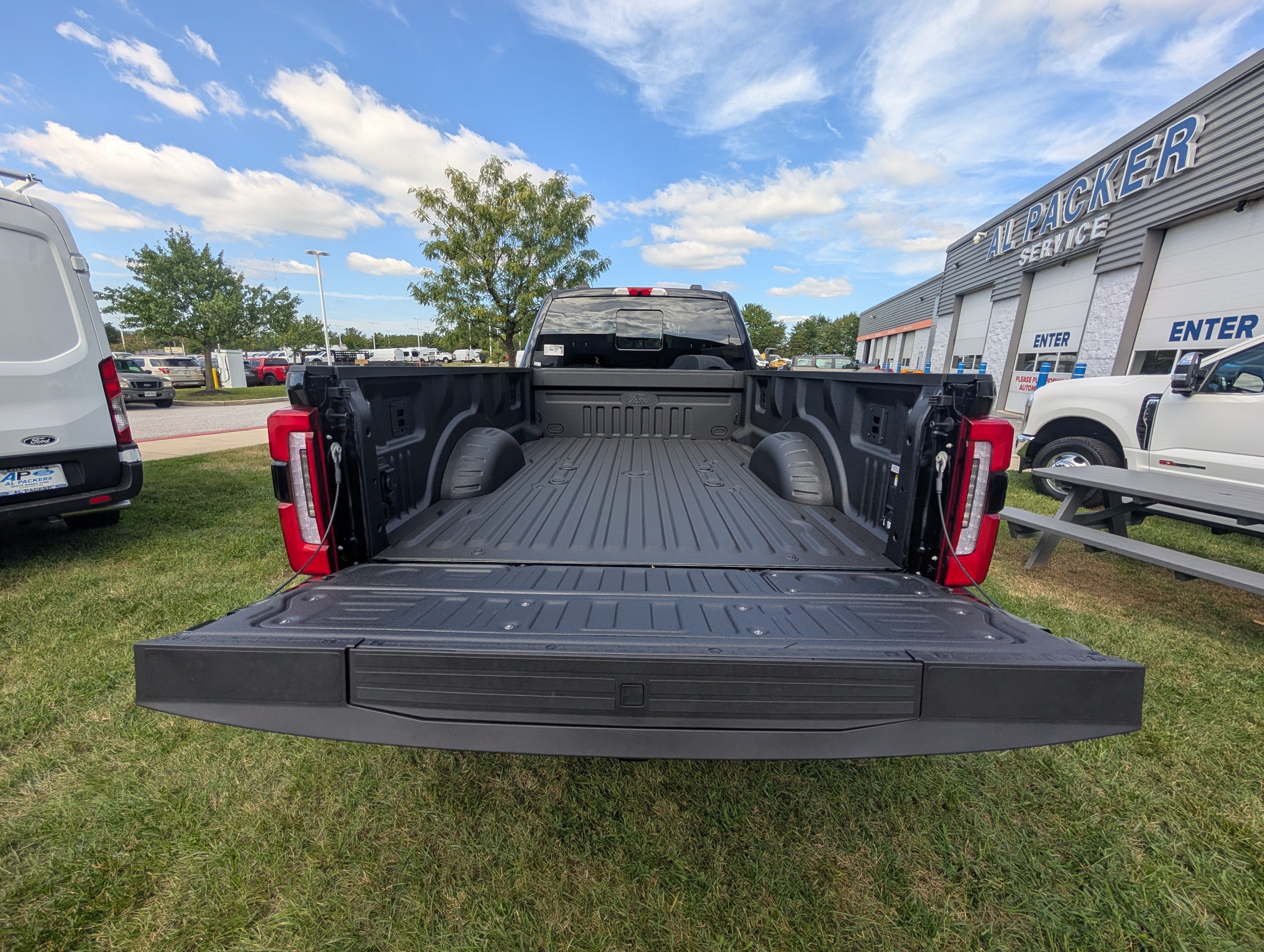 2027 Ford Super Duty F-450 DRW Platinum