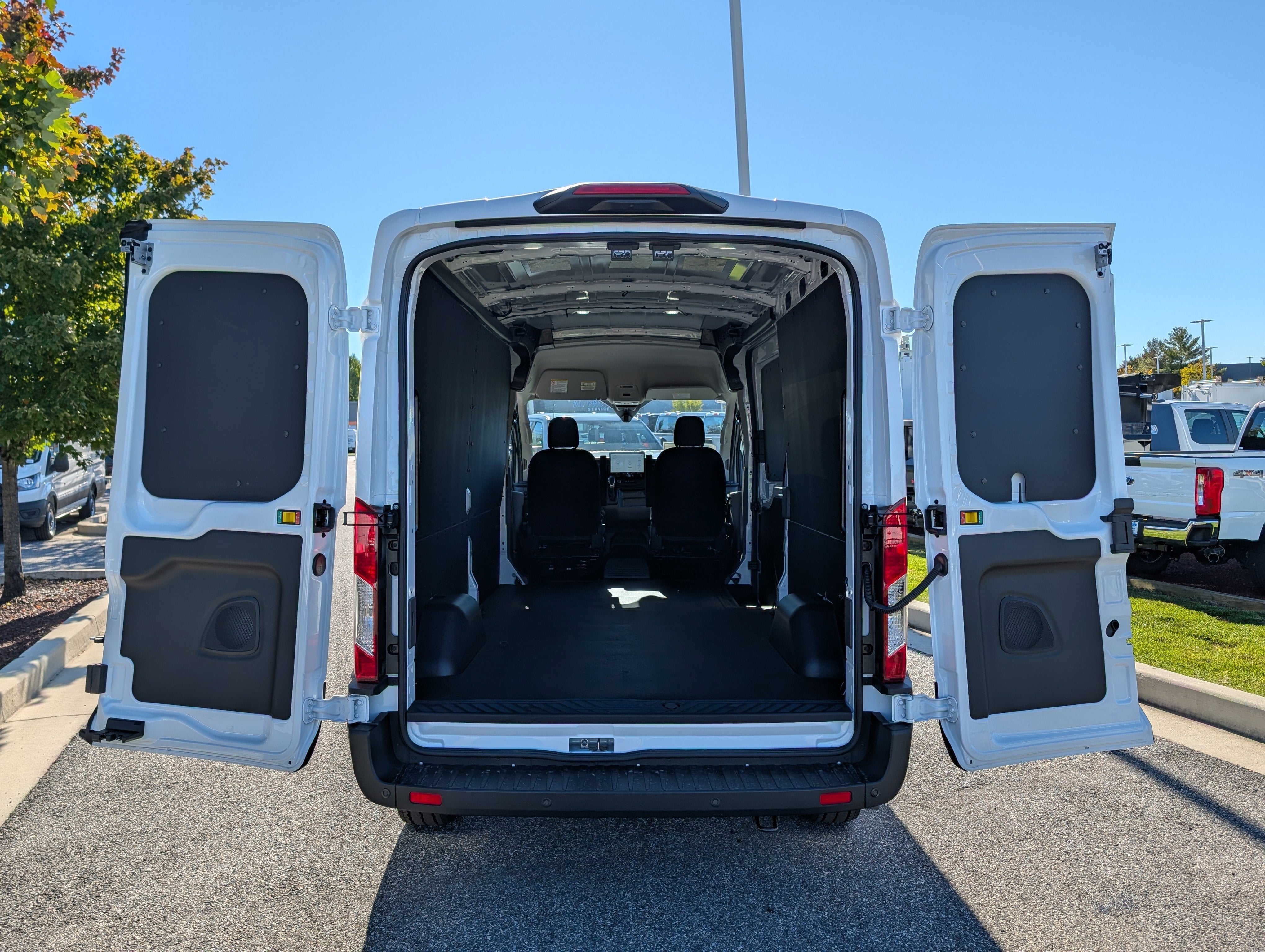 2026 Ford Transit Cargo Van Base