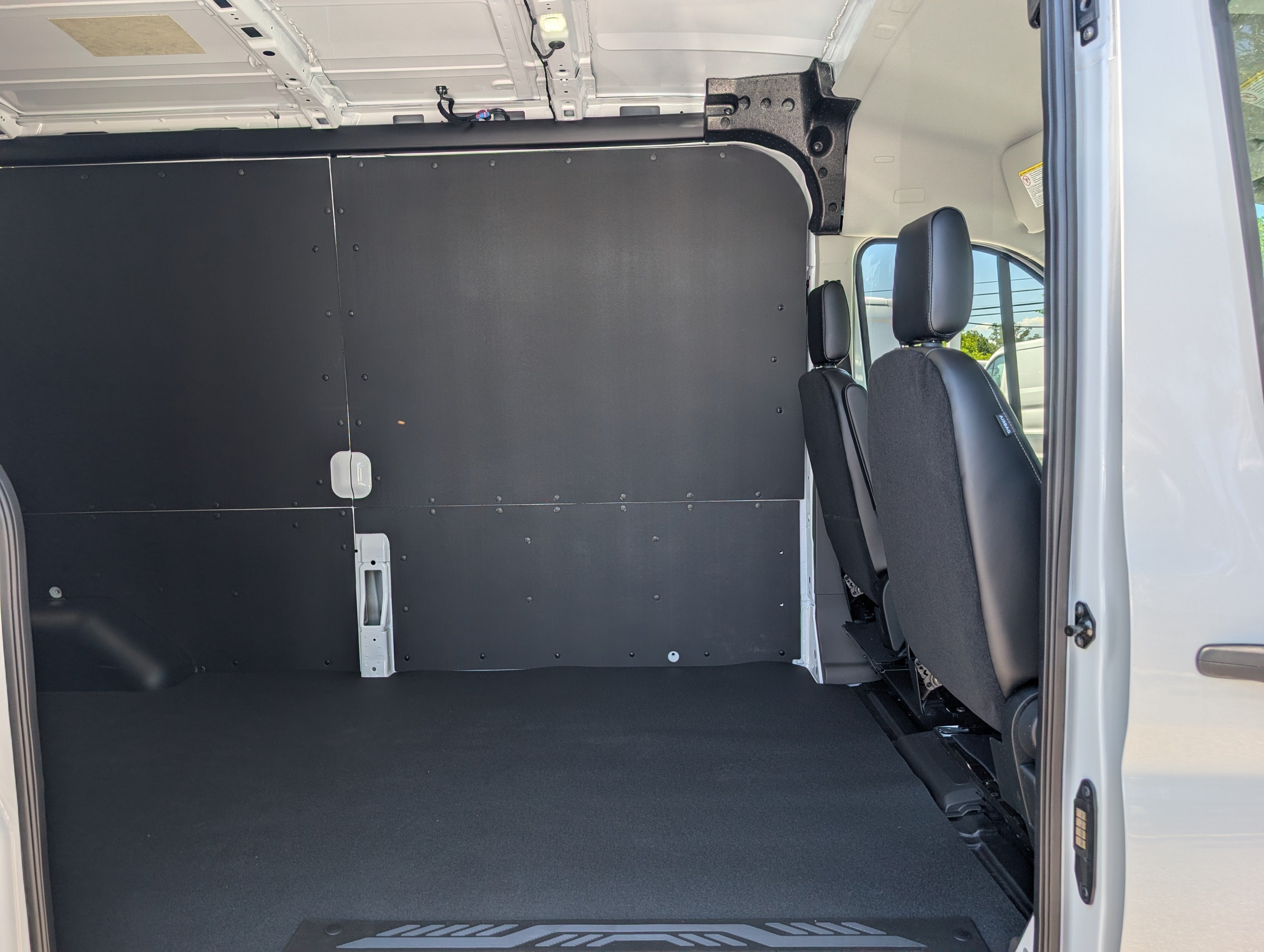 2026 Ford Transit Cargo Van Base