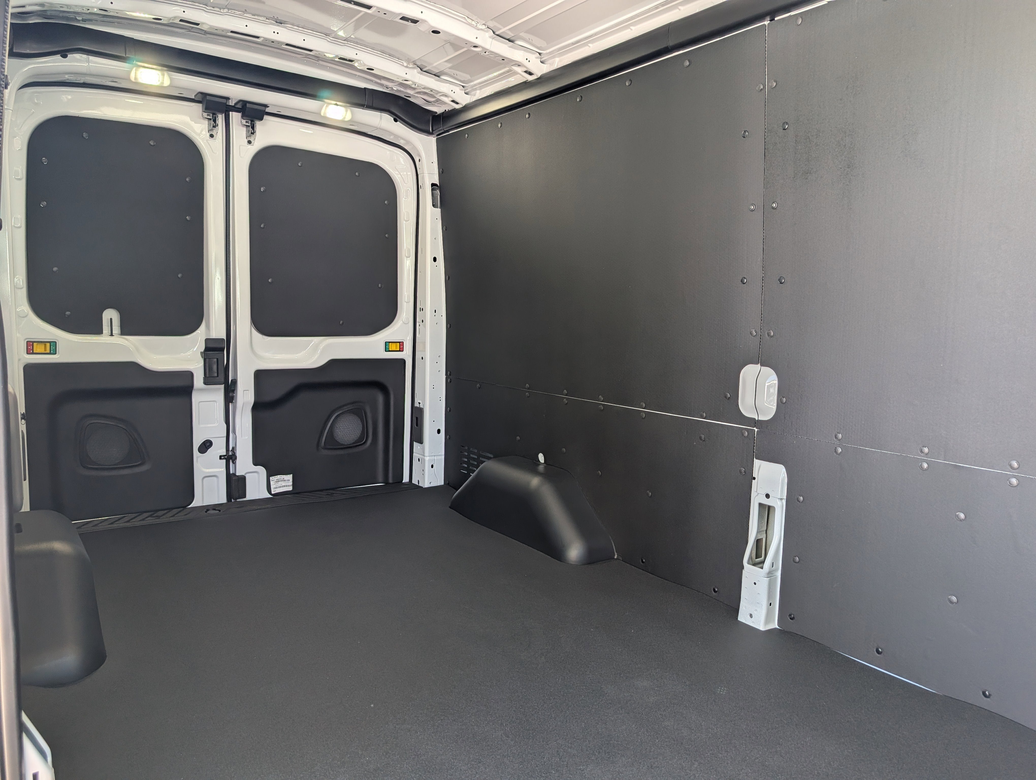2026 Ford Transit Cargo Van Base