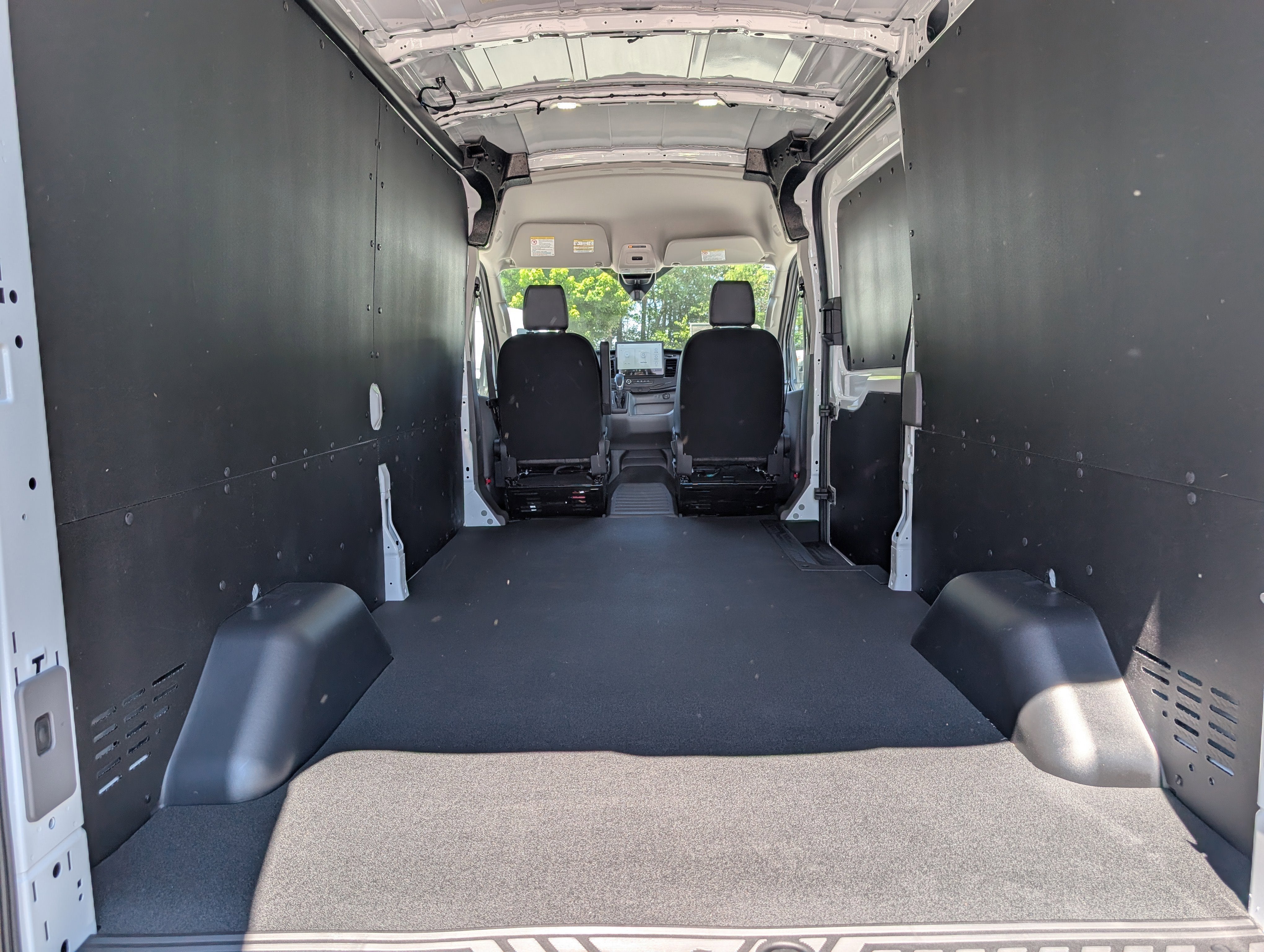 2026 Ford Transit Cargo Van Base