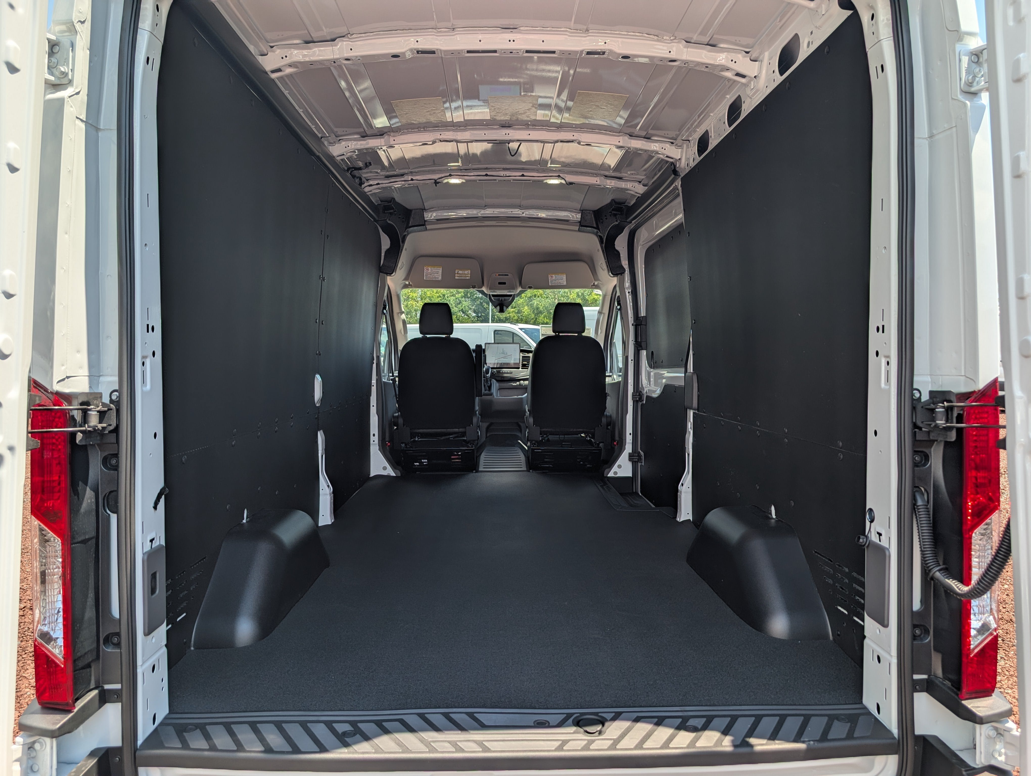 2026 Ford Transit Cargo Van Base