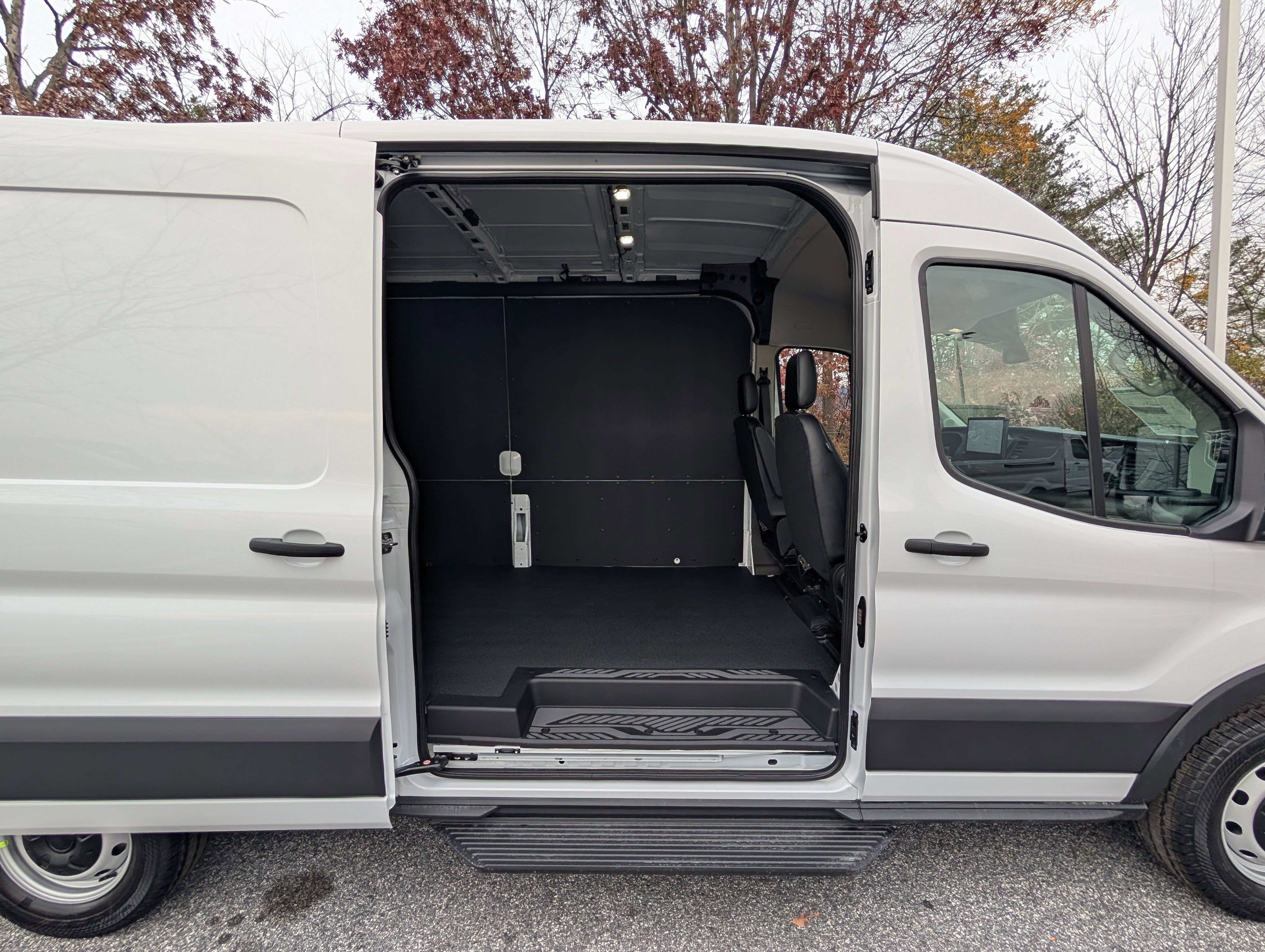 2026 Ford Transit Cargo Van Base