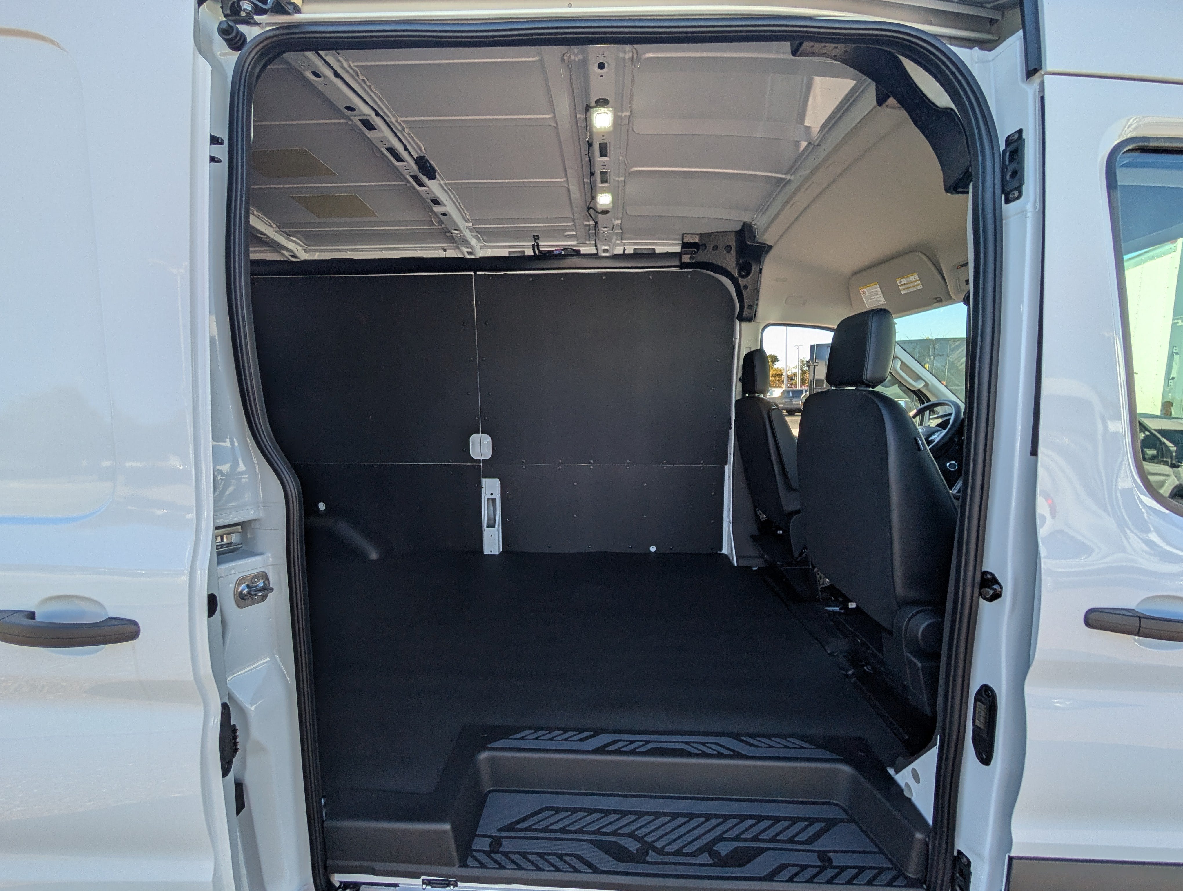 2026 Ford Transit Cargo Van Base
