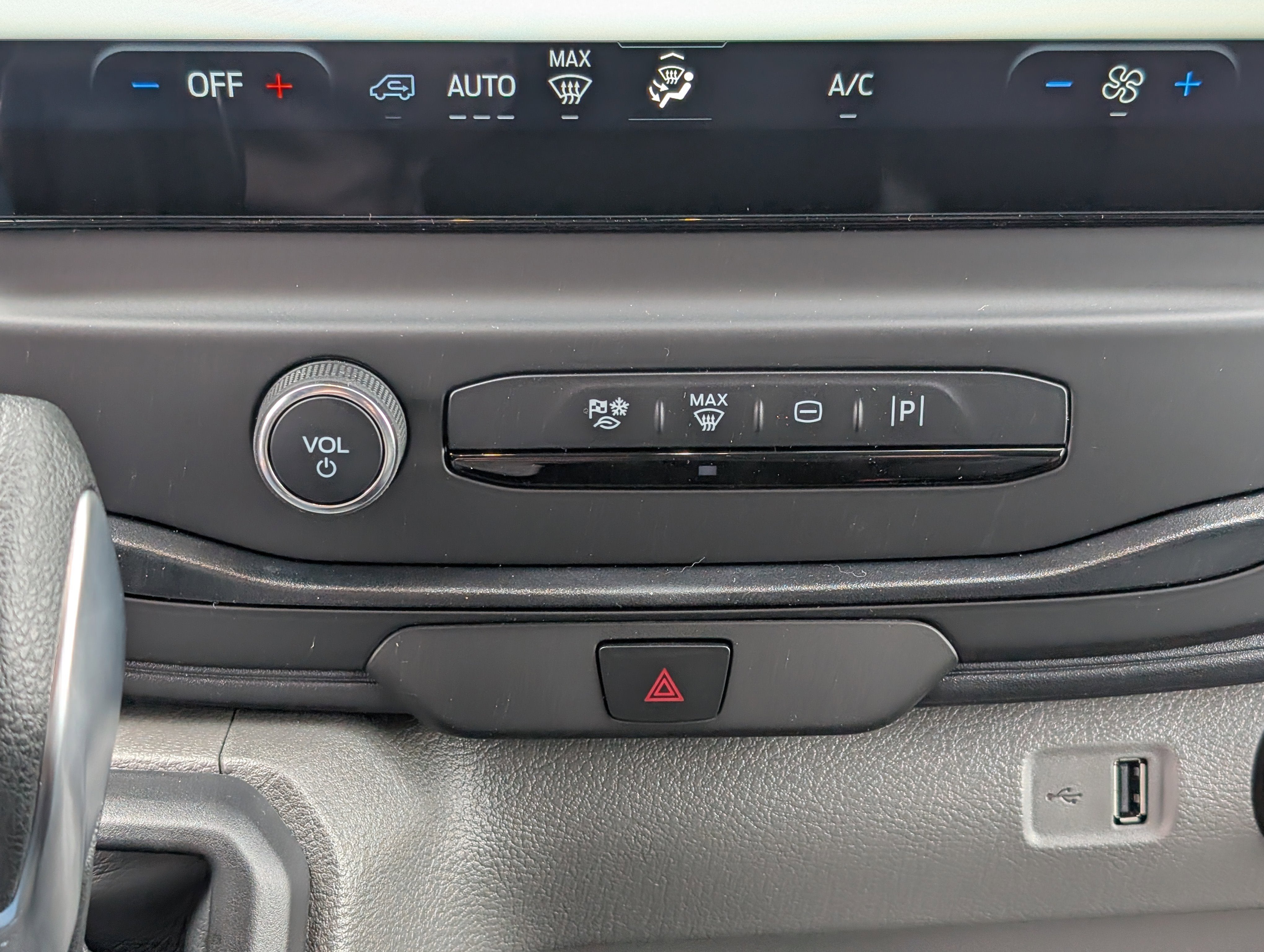 2026 Ford Transit Cargo Van Base