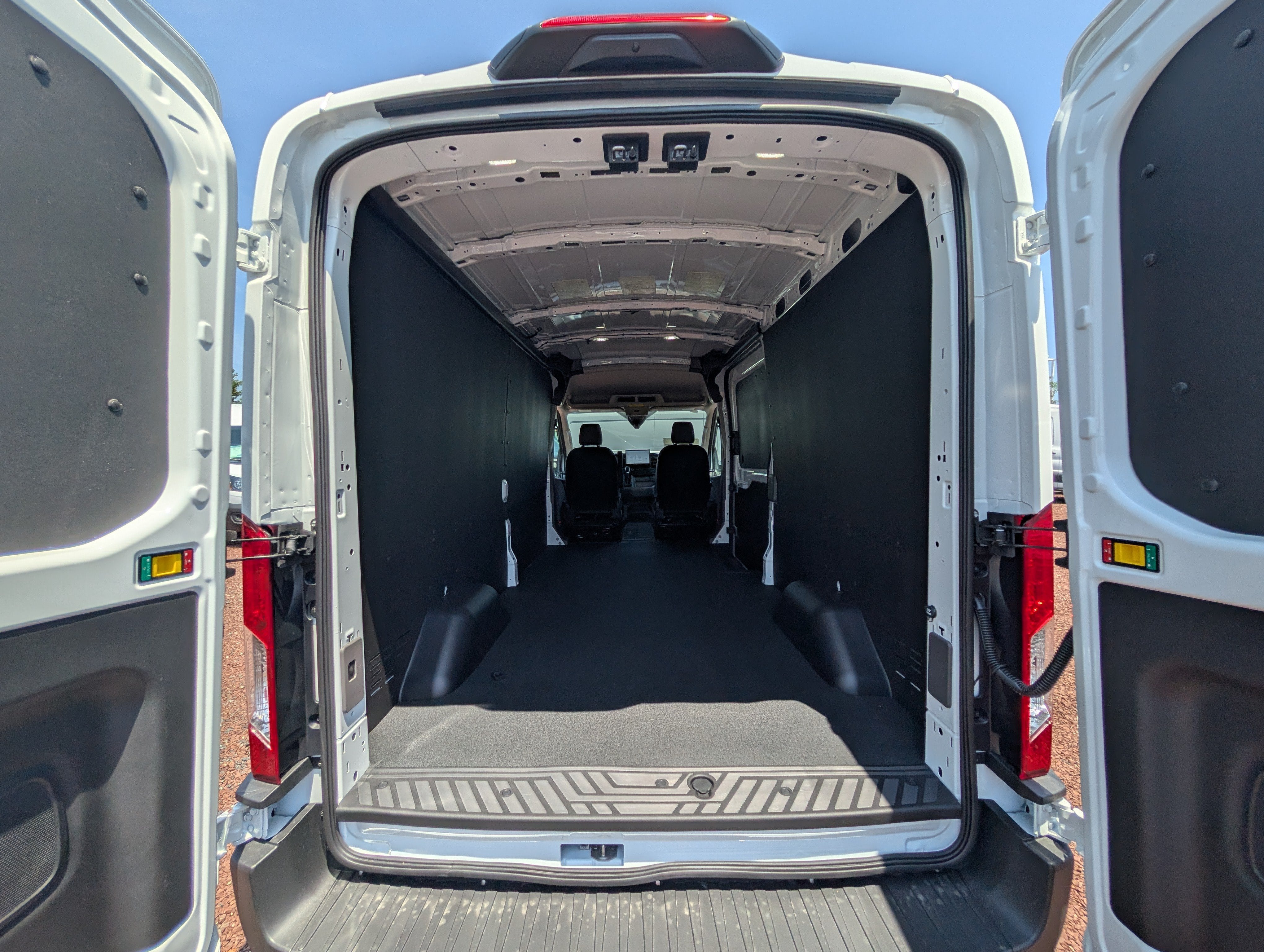 2026 Ford Transit Cargo Van Base