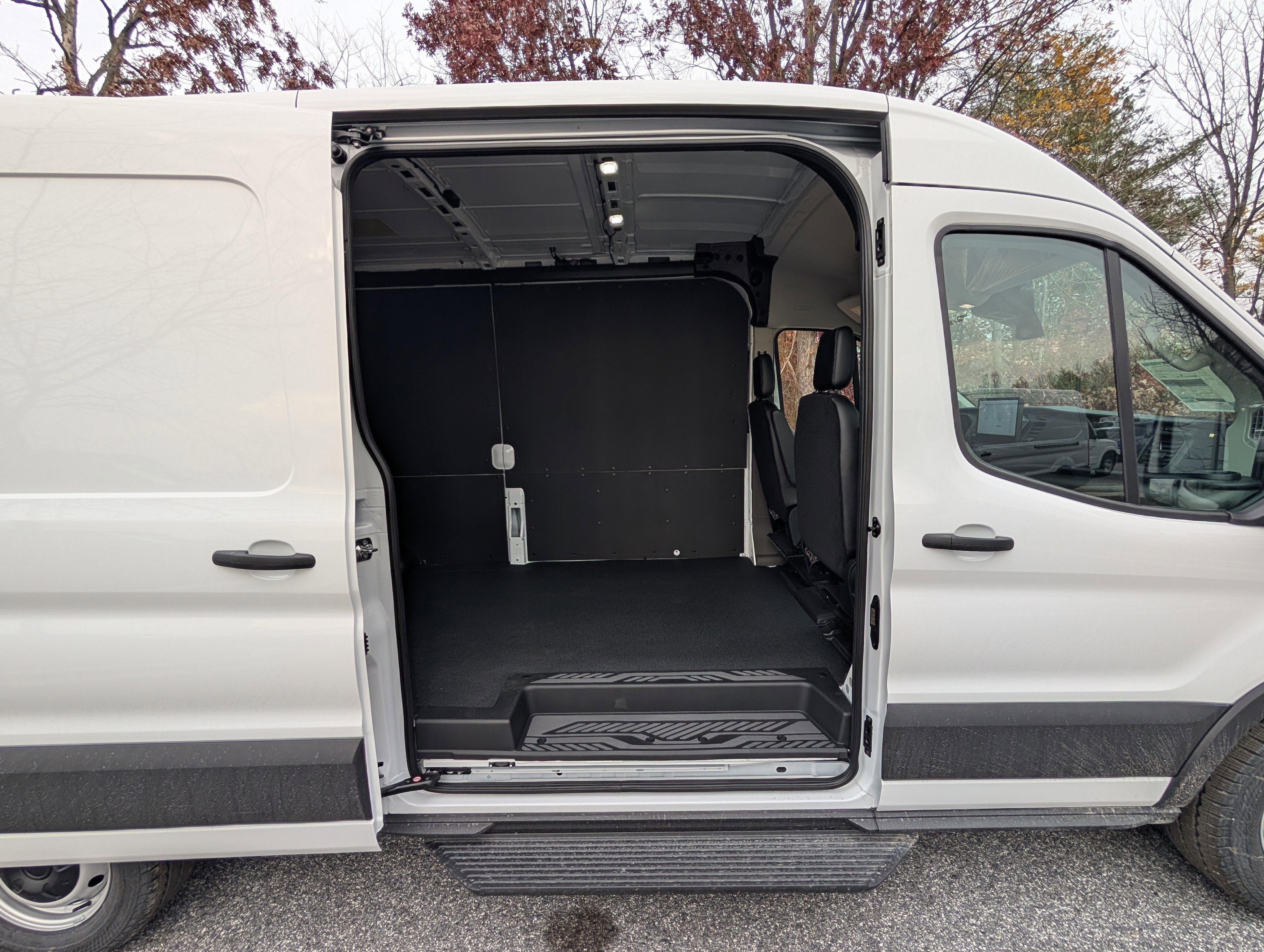 2026 Ford Transit Cargo Van Base