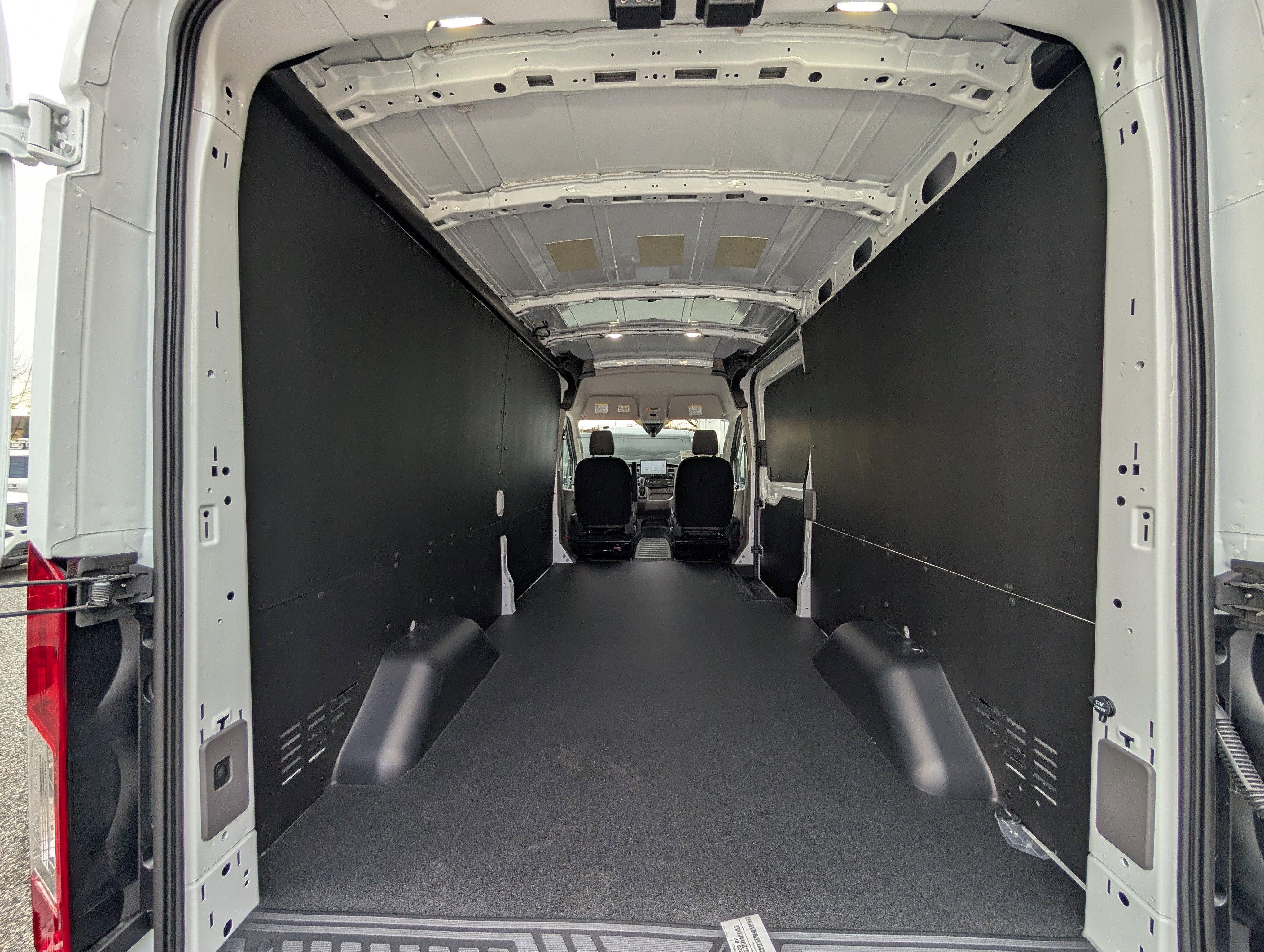 2026 Ford Transit Cargo Van Base