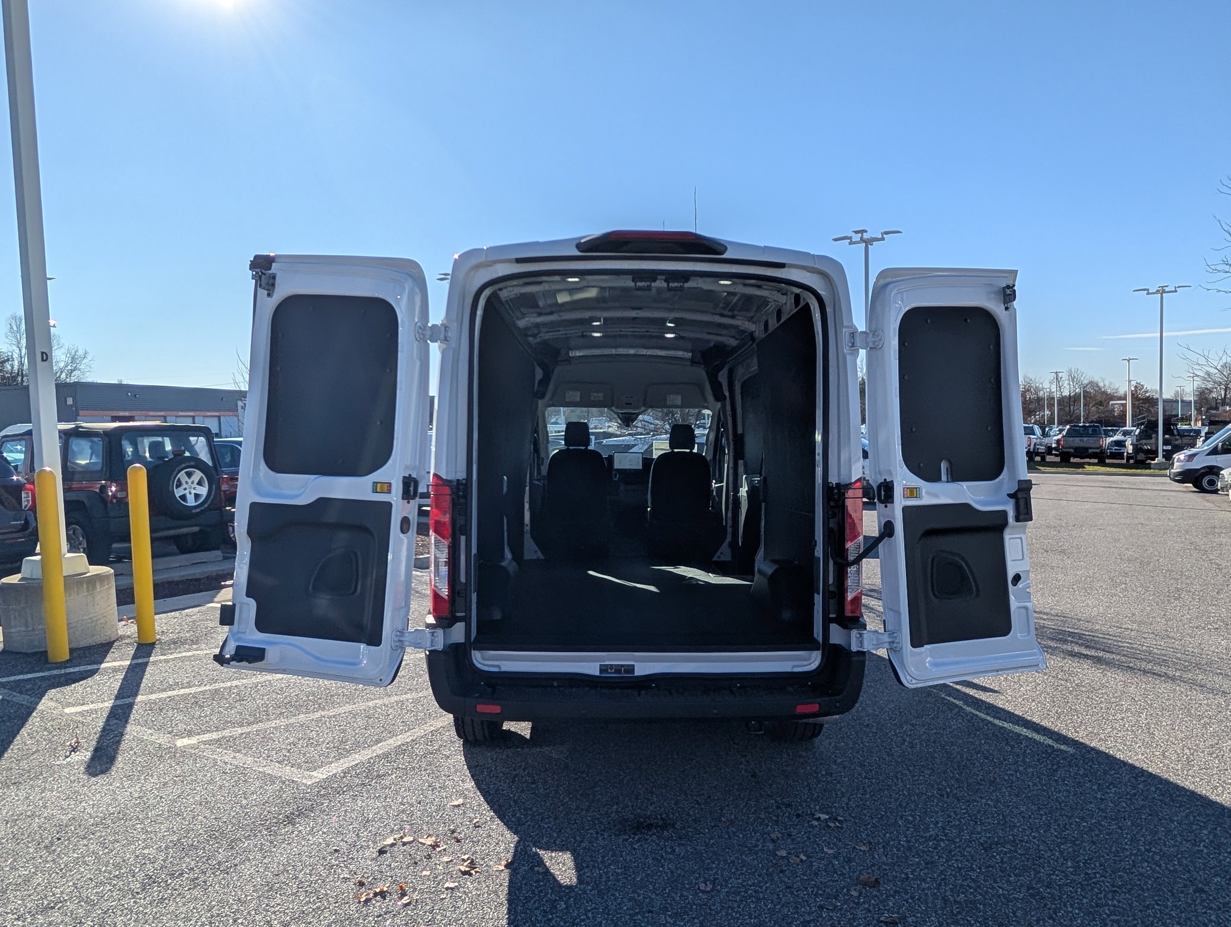 2026 Ford Transit Cargo Van Base