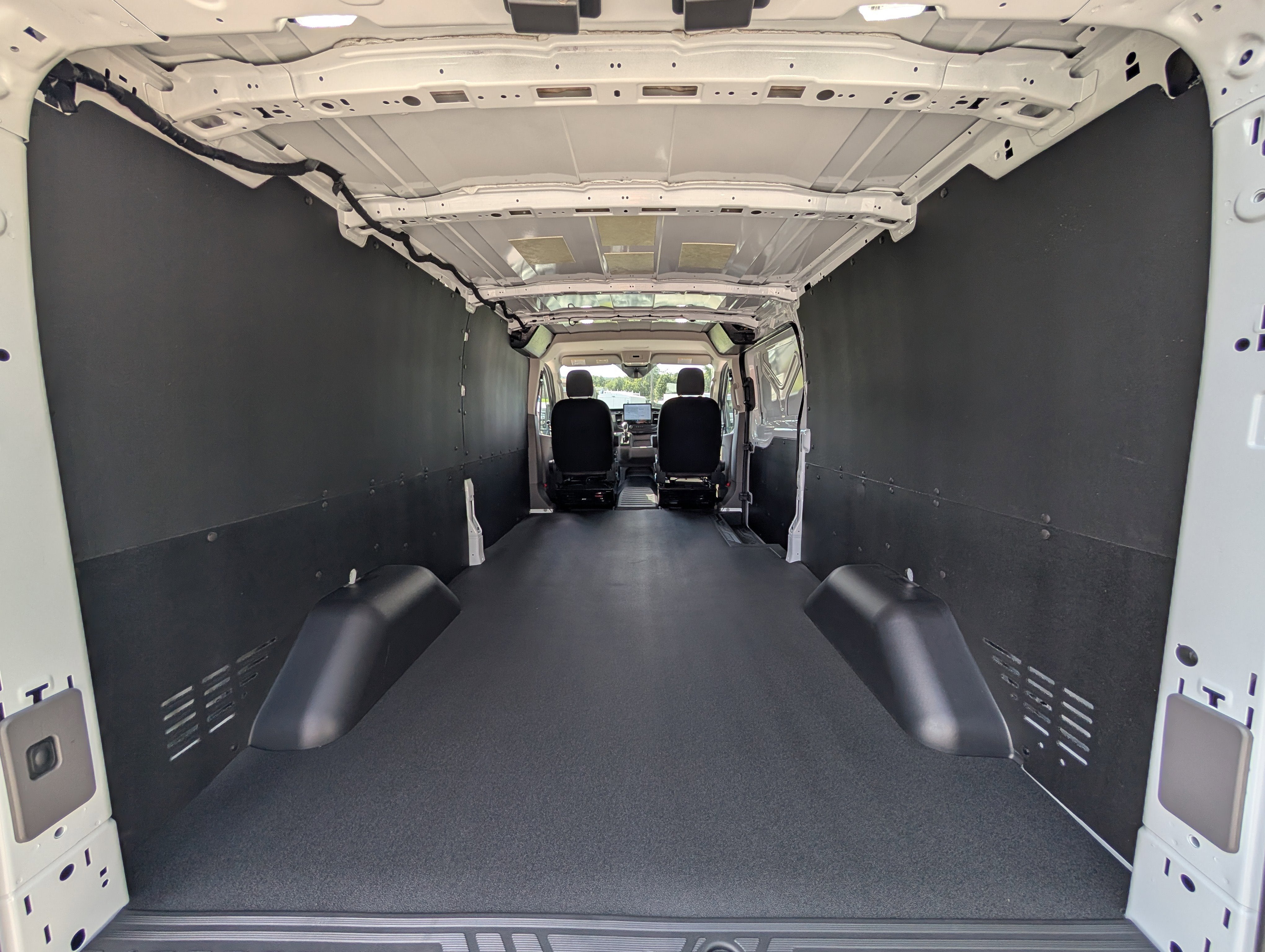 2025 Ford Transit Cargo Van Base