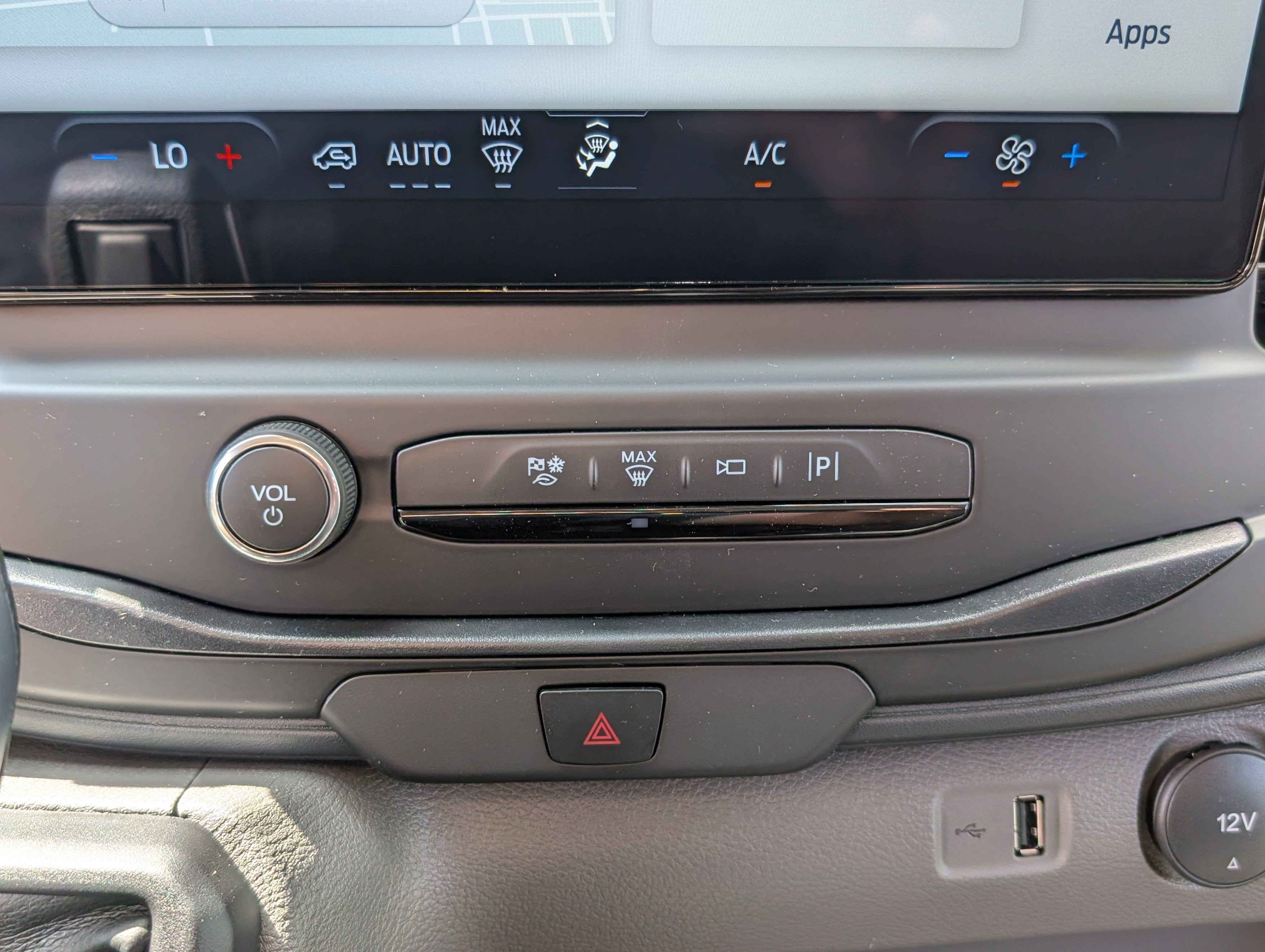 2025 Ford Transit Cargo Van Base