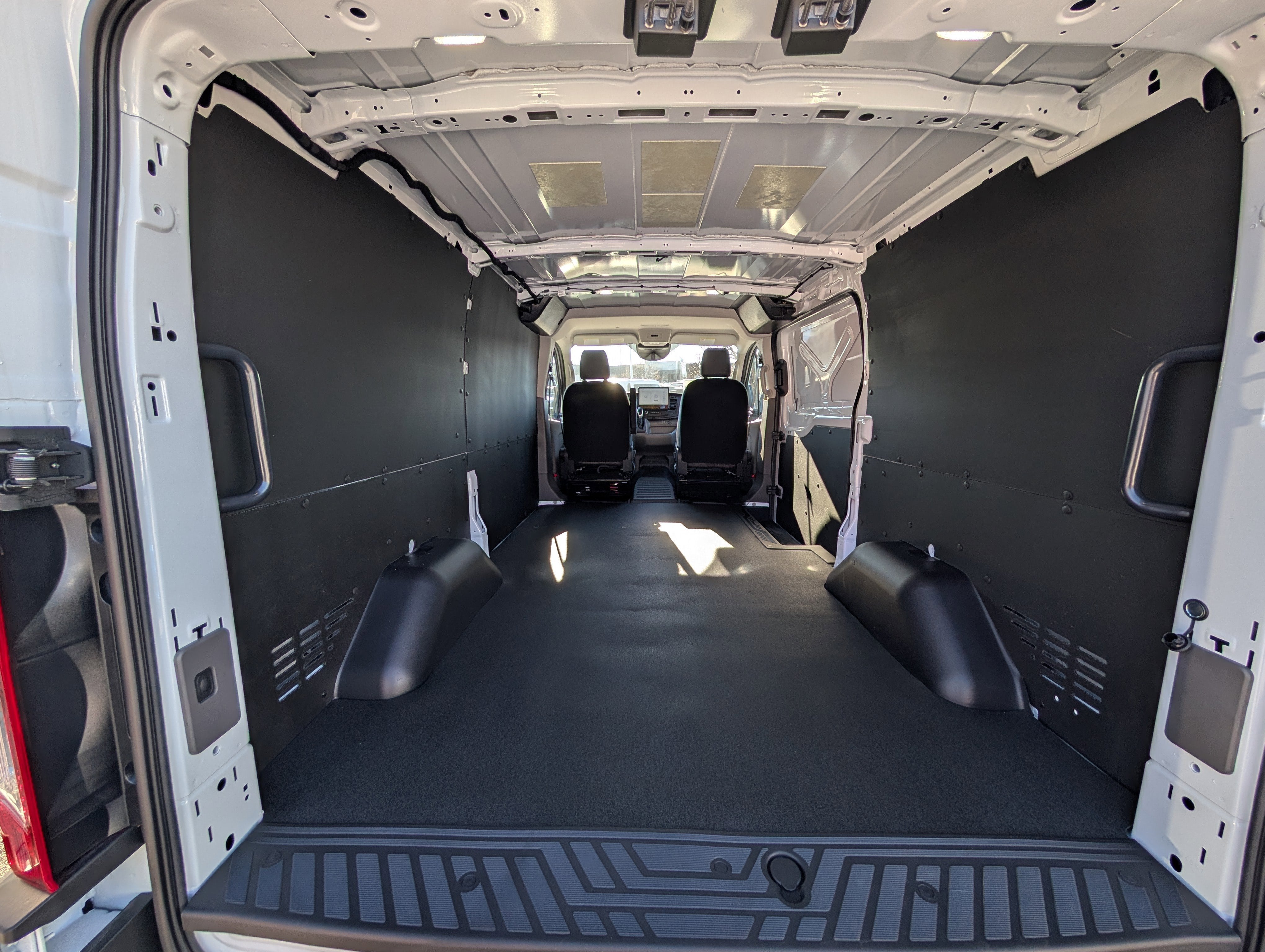 2026 Ford Transit Cargo Van Base