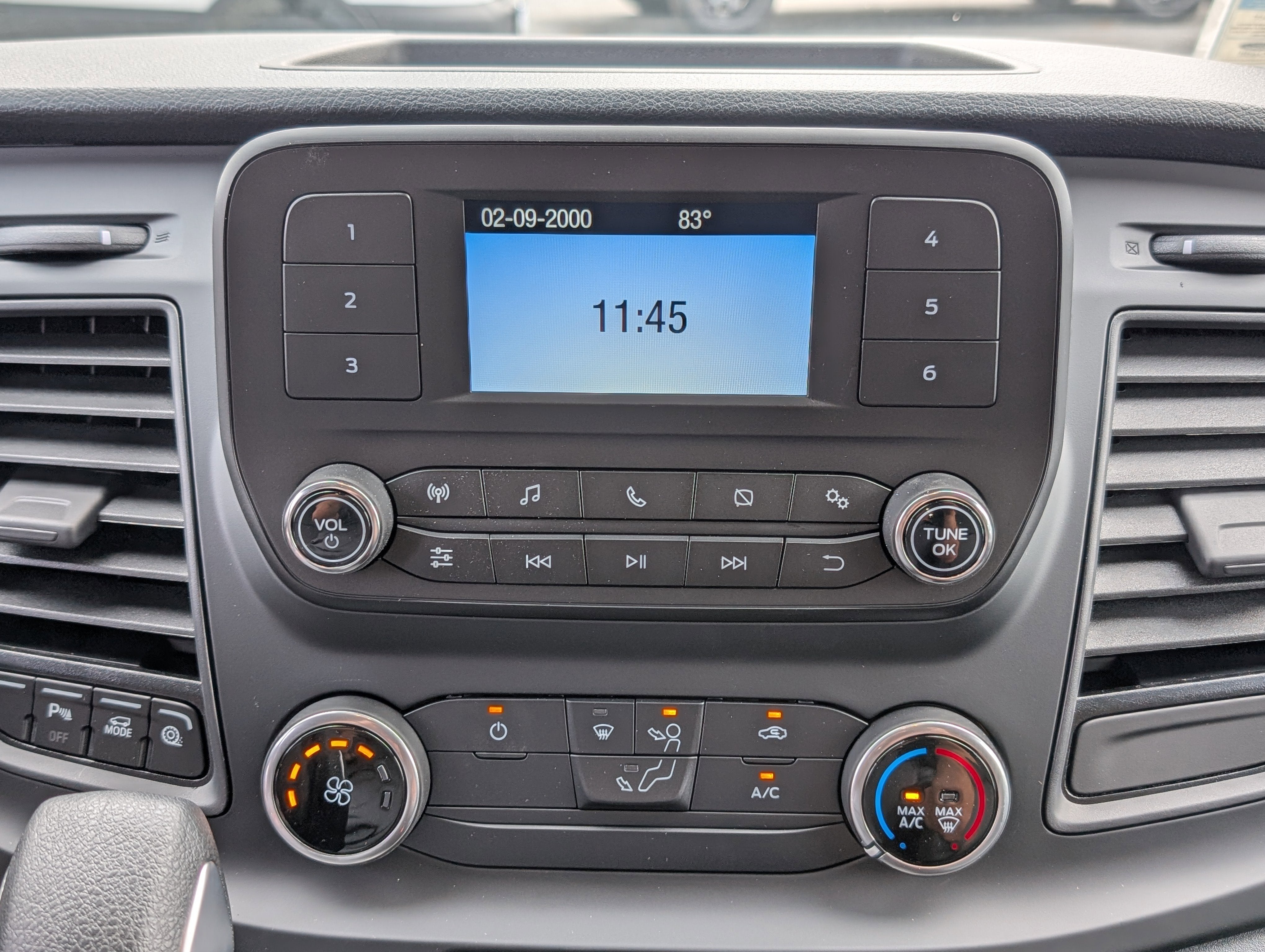 2025 Ford Transit Cargo Van Base