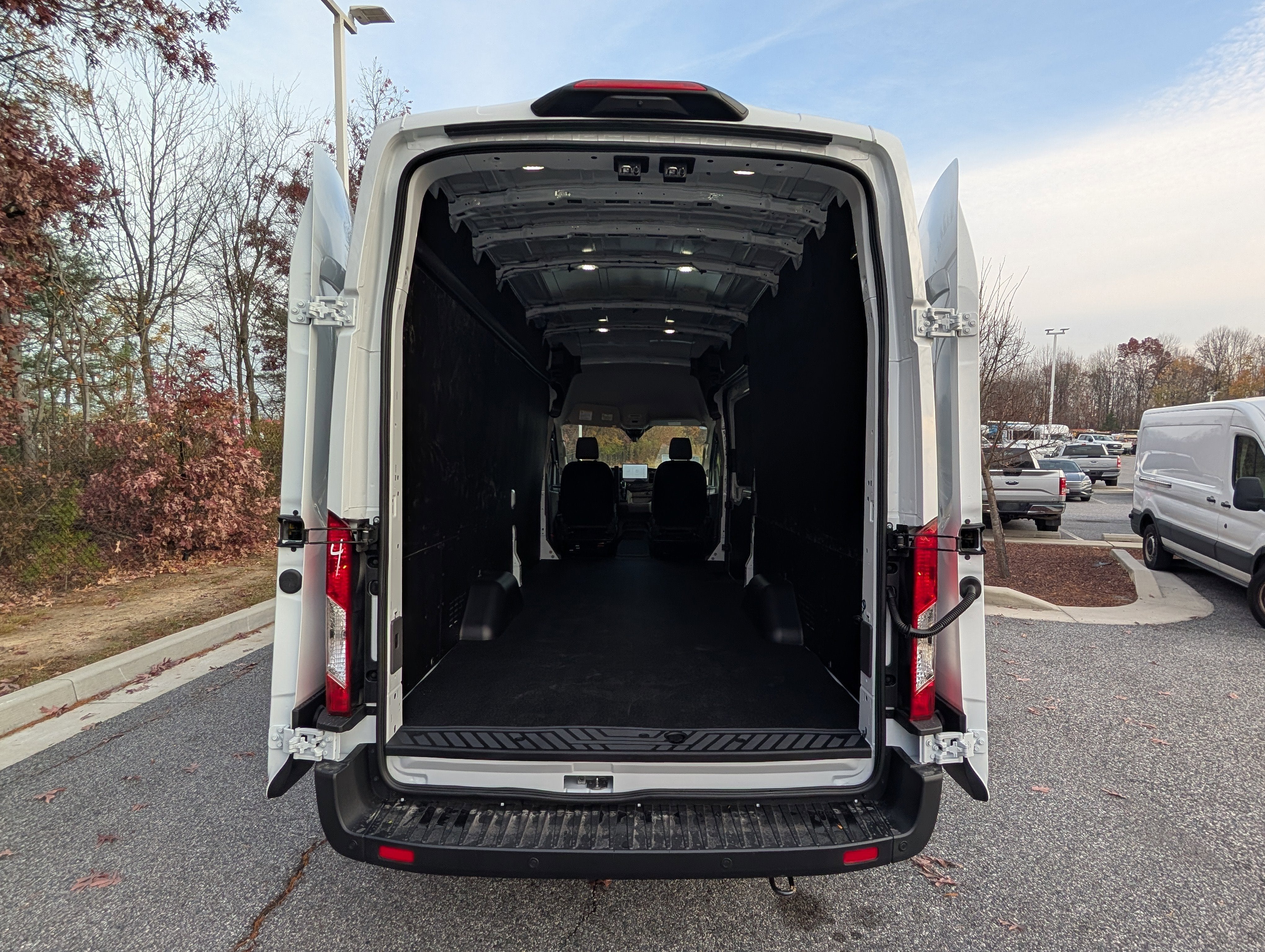 2026 Ford Transit Cargo Van Base