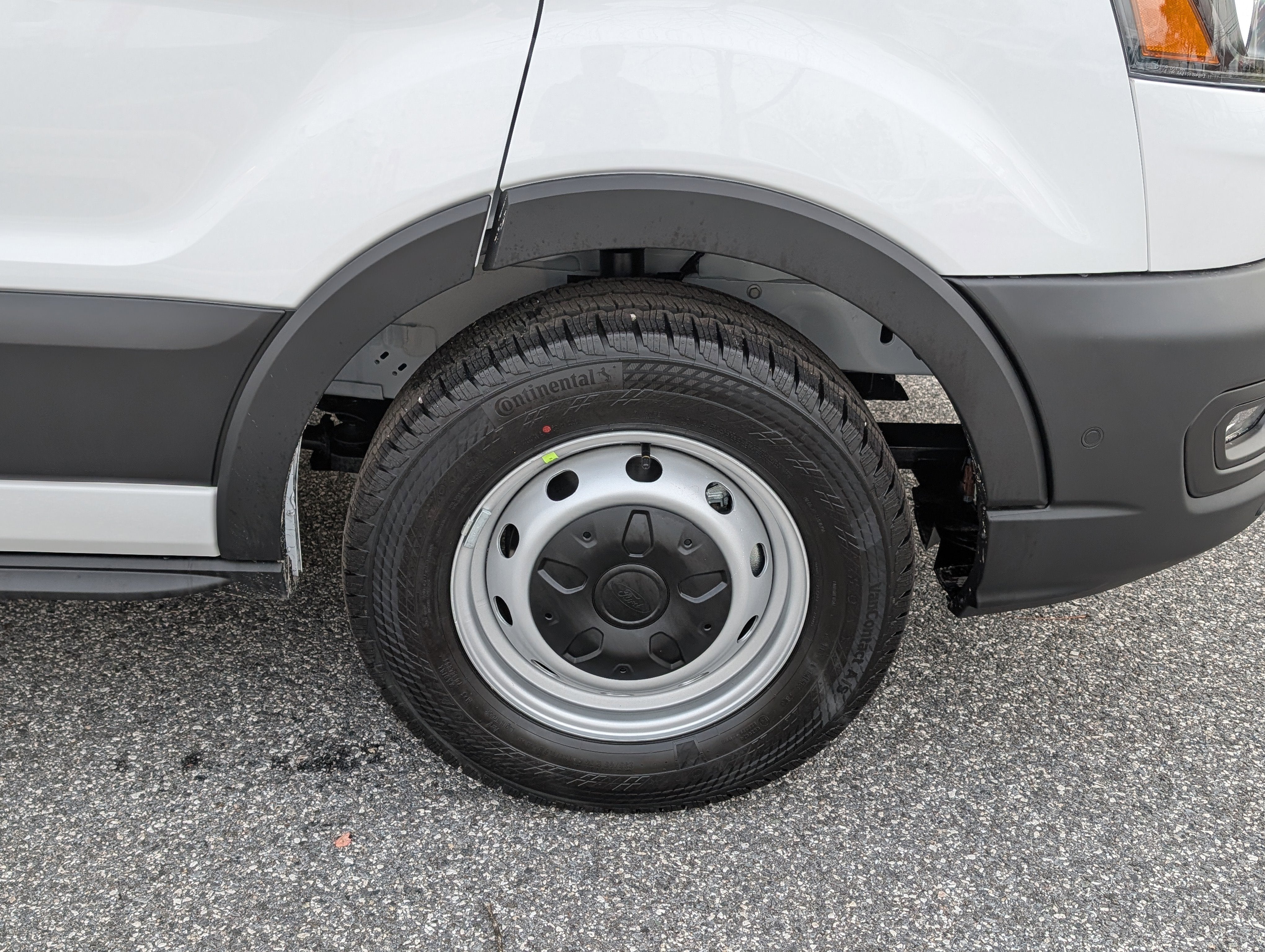 2026 Ford Transit Cargo Van Base