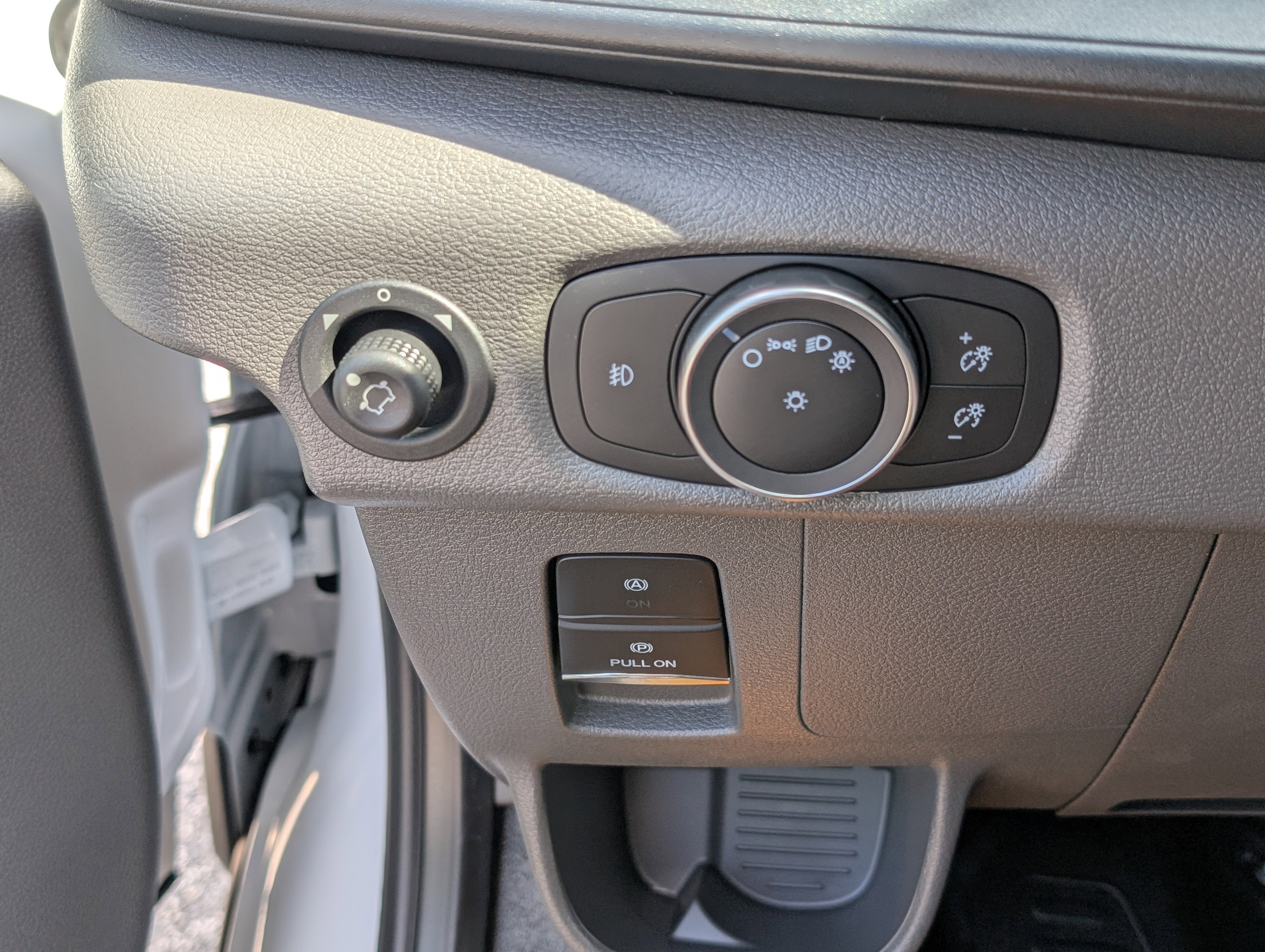 2025 Ford Transit Cargo Van Base