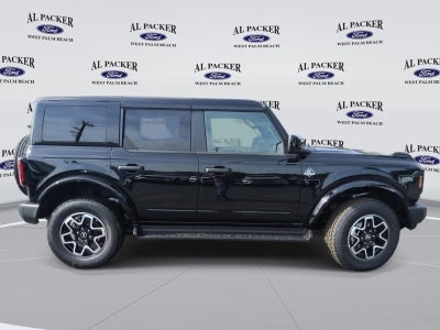 2026 Ford Bronco Outer Banks®