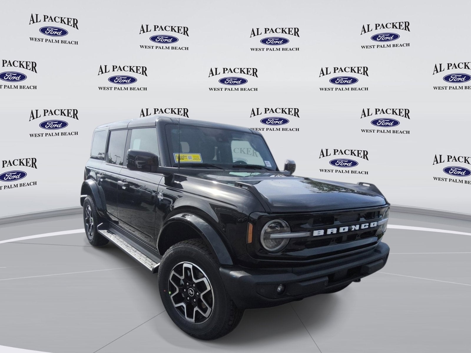2026 Ford Bronco Outer Banks®