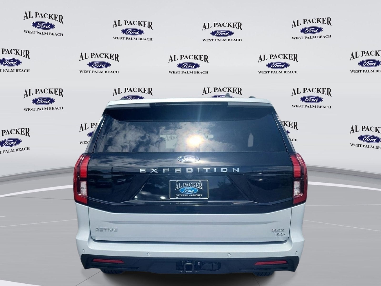 2026 Ford Expedition MAX Active
