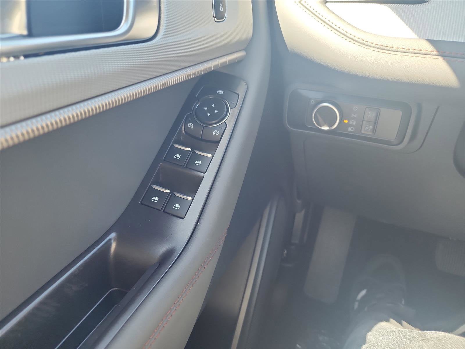 2026 Ford Explorer Active 100A