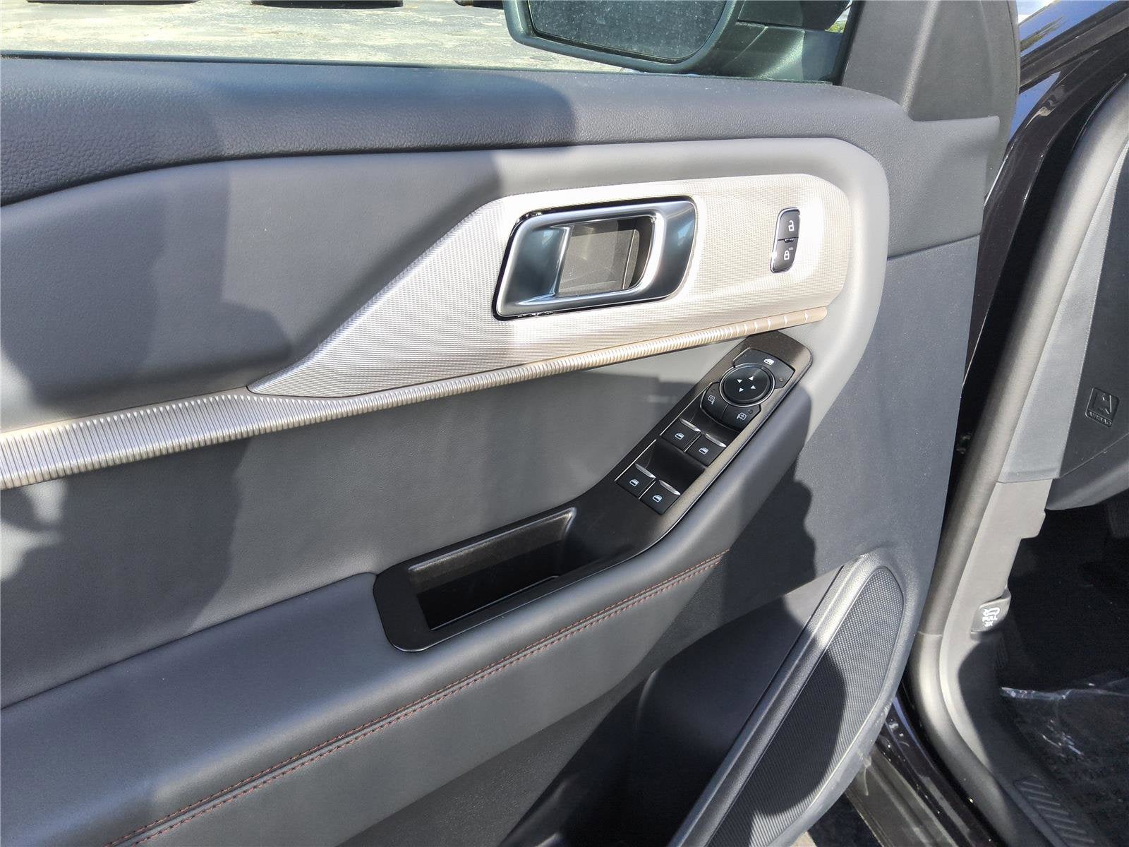 2026 Ford Explorer Active 100A