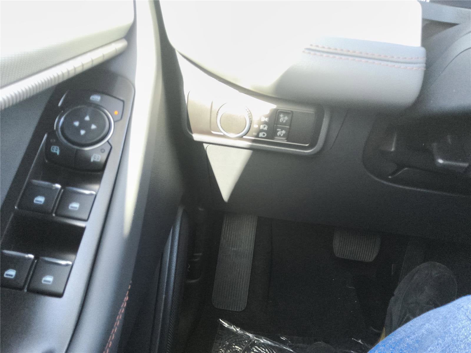 2026 Ford Explorer Active 100A