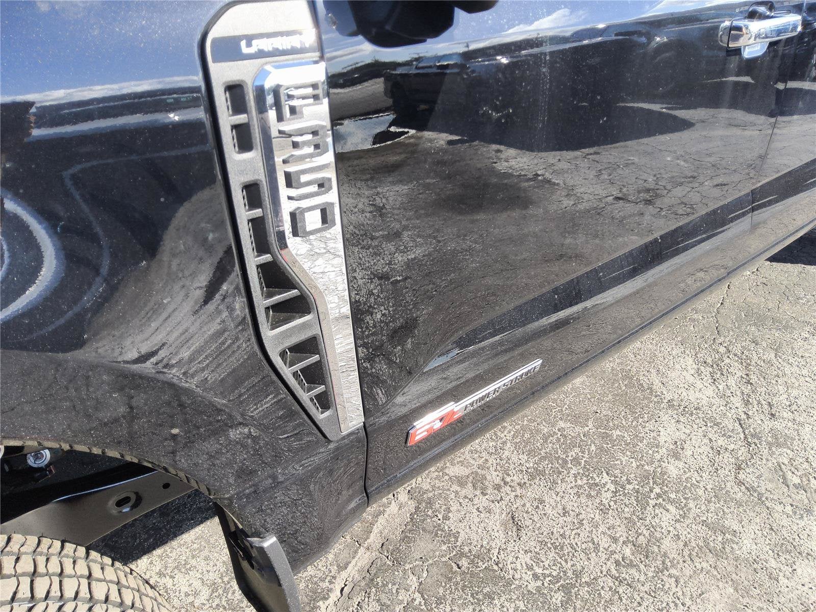2026 Ford Super Duty F-350® Lariat®