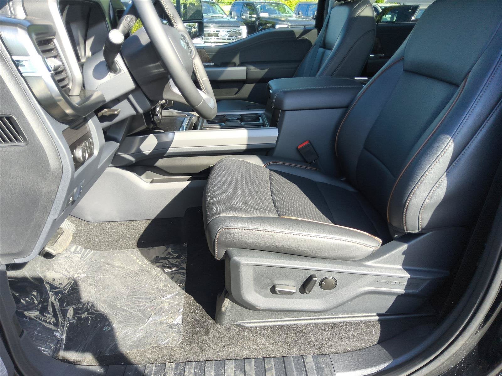 2026 Ford Super Duty F-350® Lariat®
