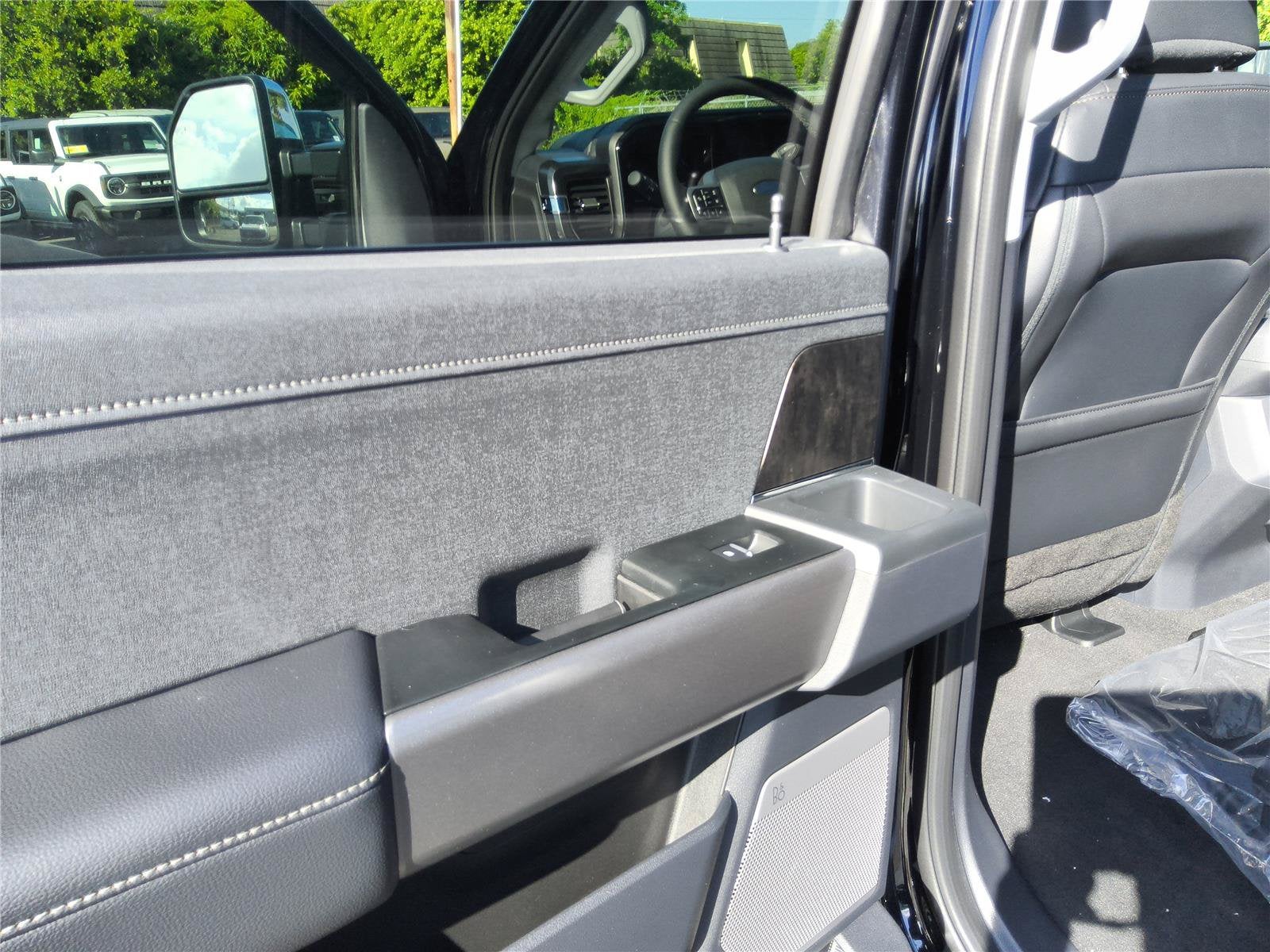 2026 Ford Super Duty F-350® Lariat®