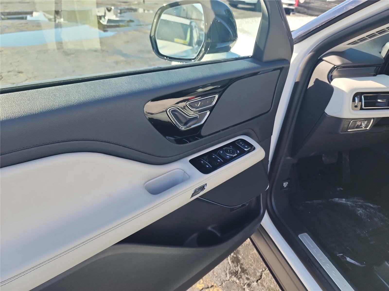 2026 Lincoln Aviator Premiere®