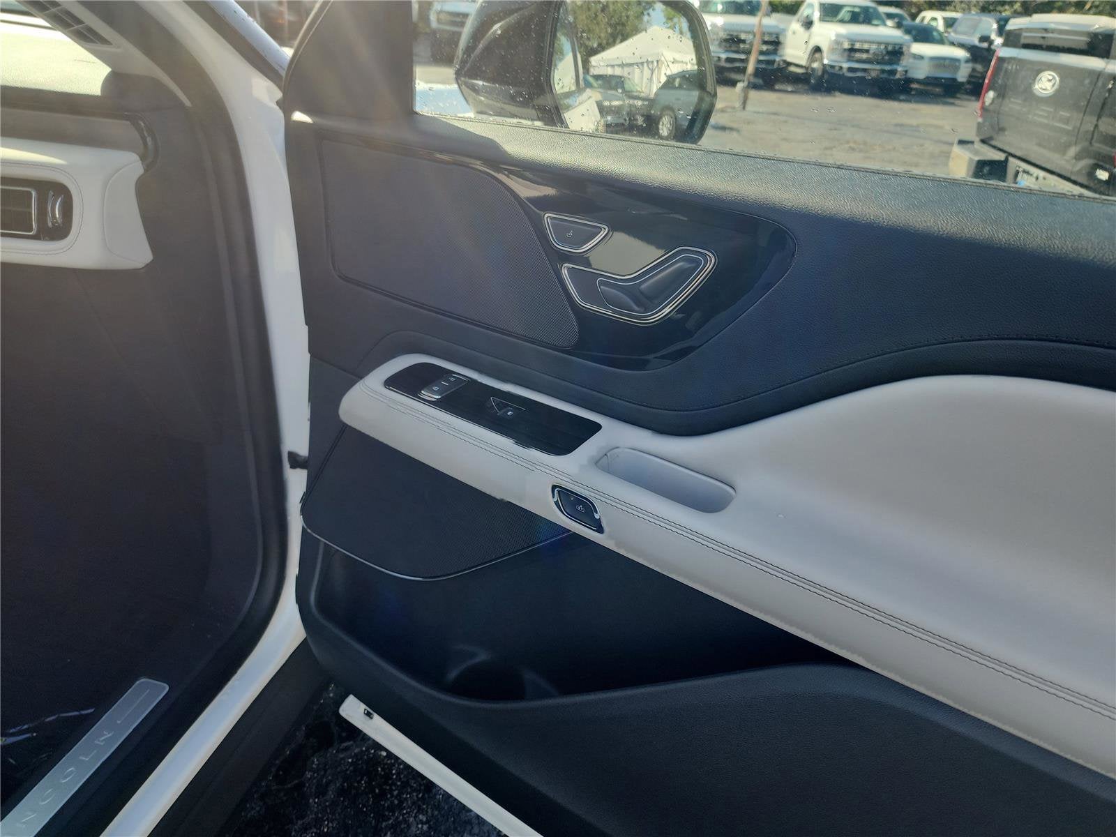 2026 Lincoln Aviator Premiere®