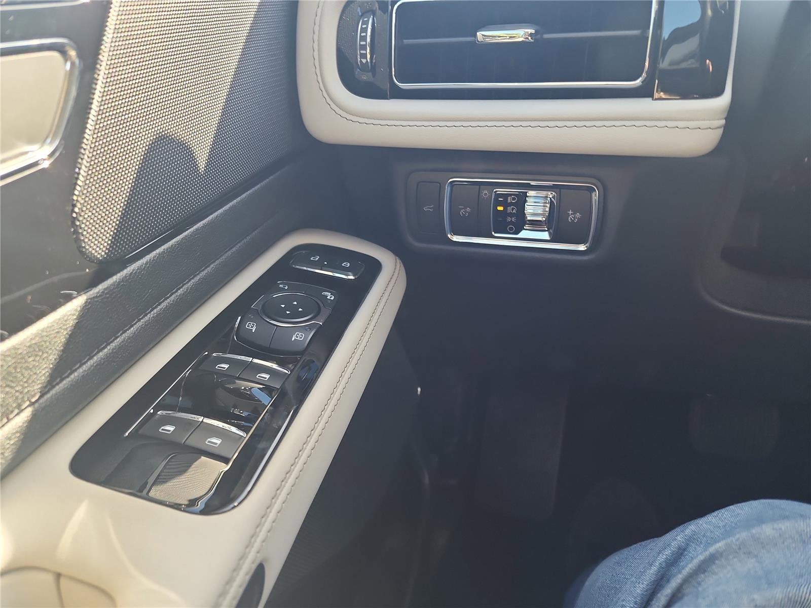 2026 Lincoln Aviator Premiere®