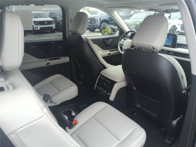 2027 Lincoln Aviator Premiere