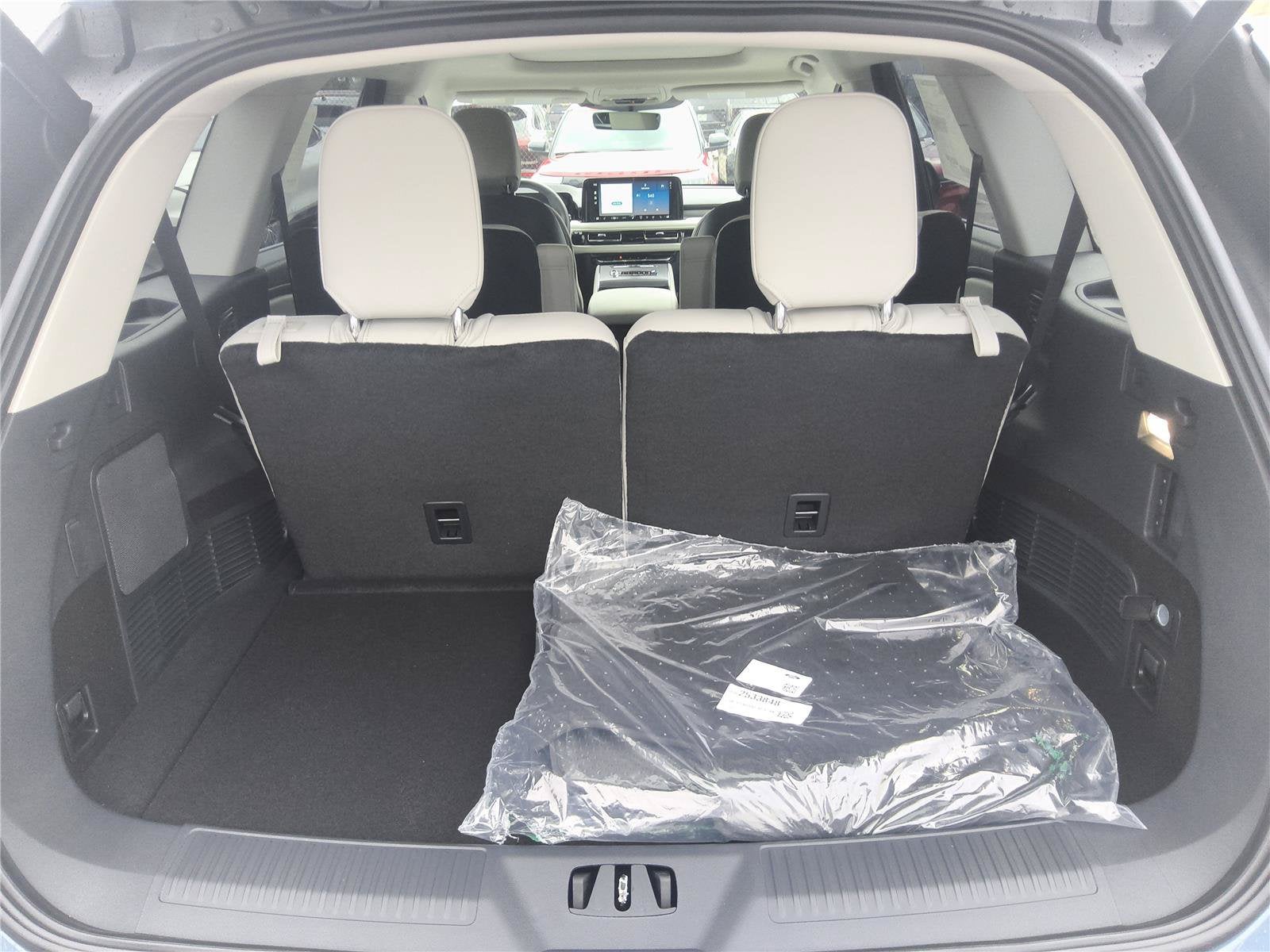 2027 Lincoln Aviator Premiere