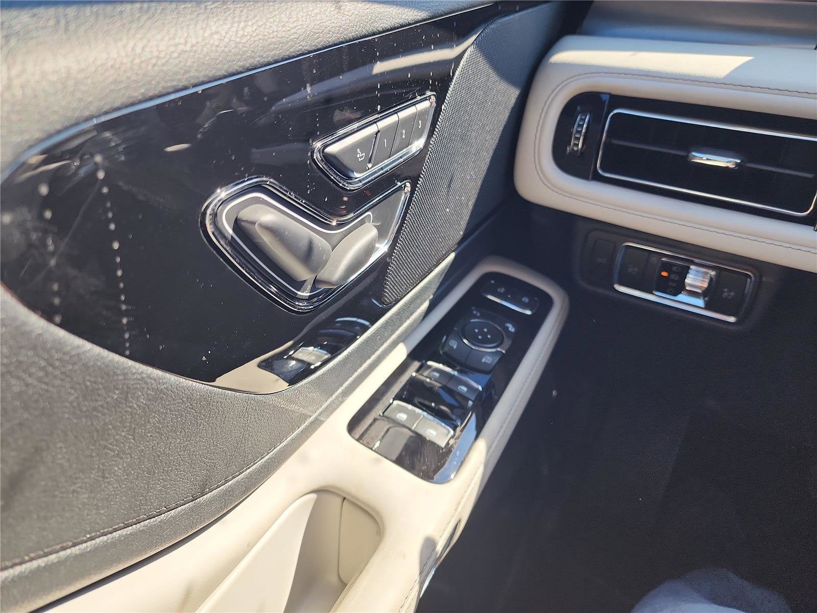 2026 Lincoln Aviator Premiere®