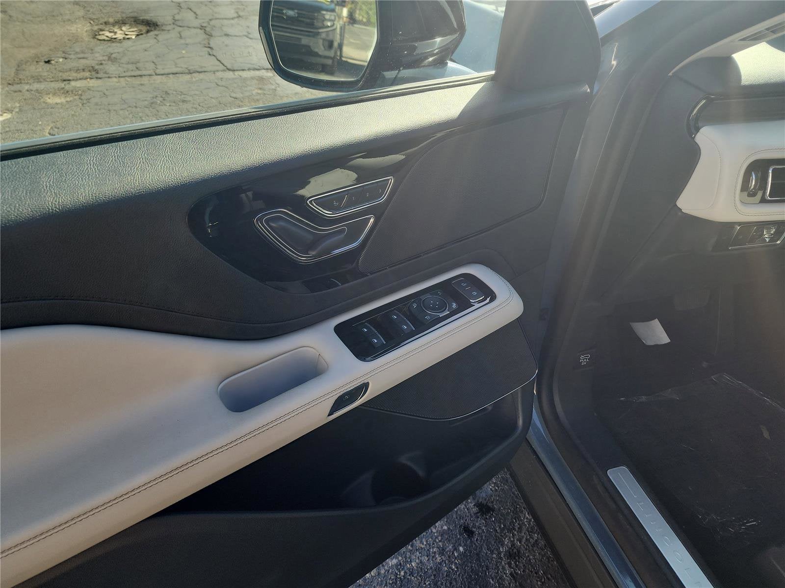 2026 Lincoln Aviator Premiere®