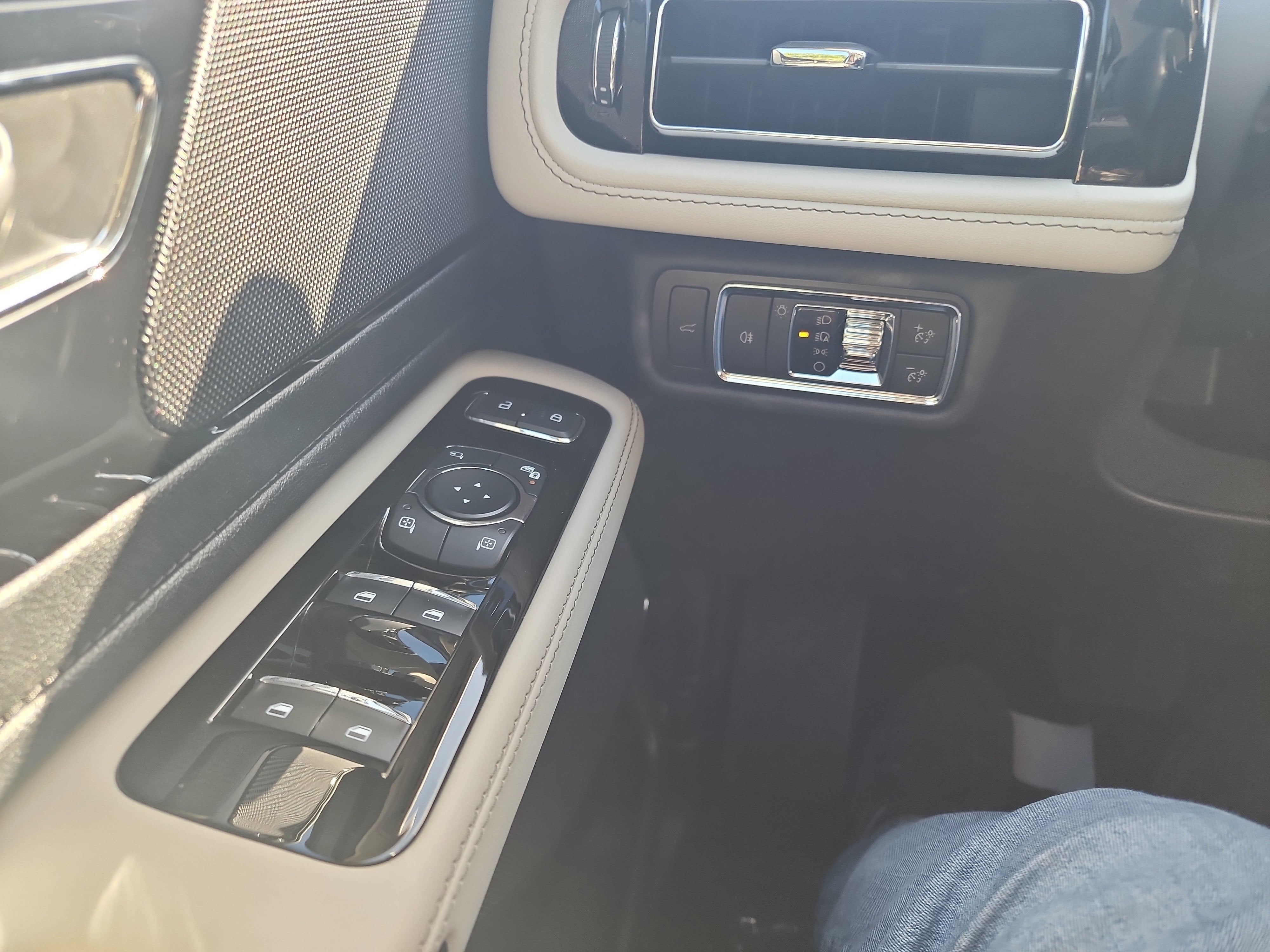 2026 Lincoln Aviator Premiere®