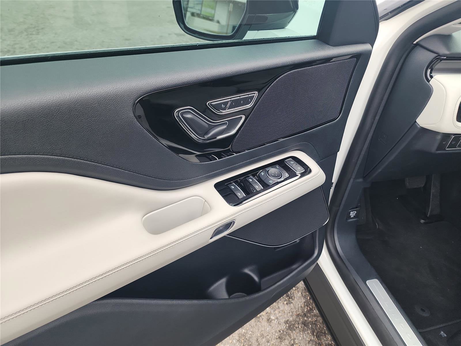 2026 Lincoln Aviator Premiere®