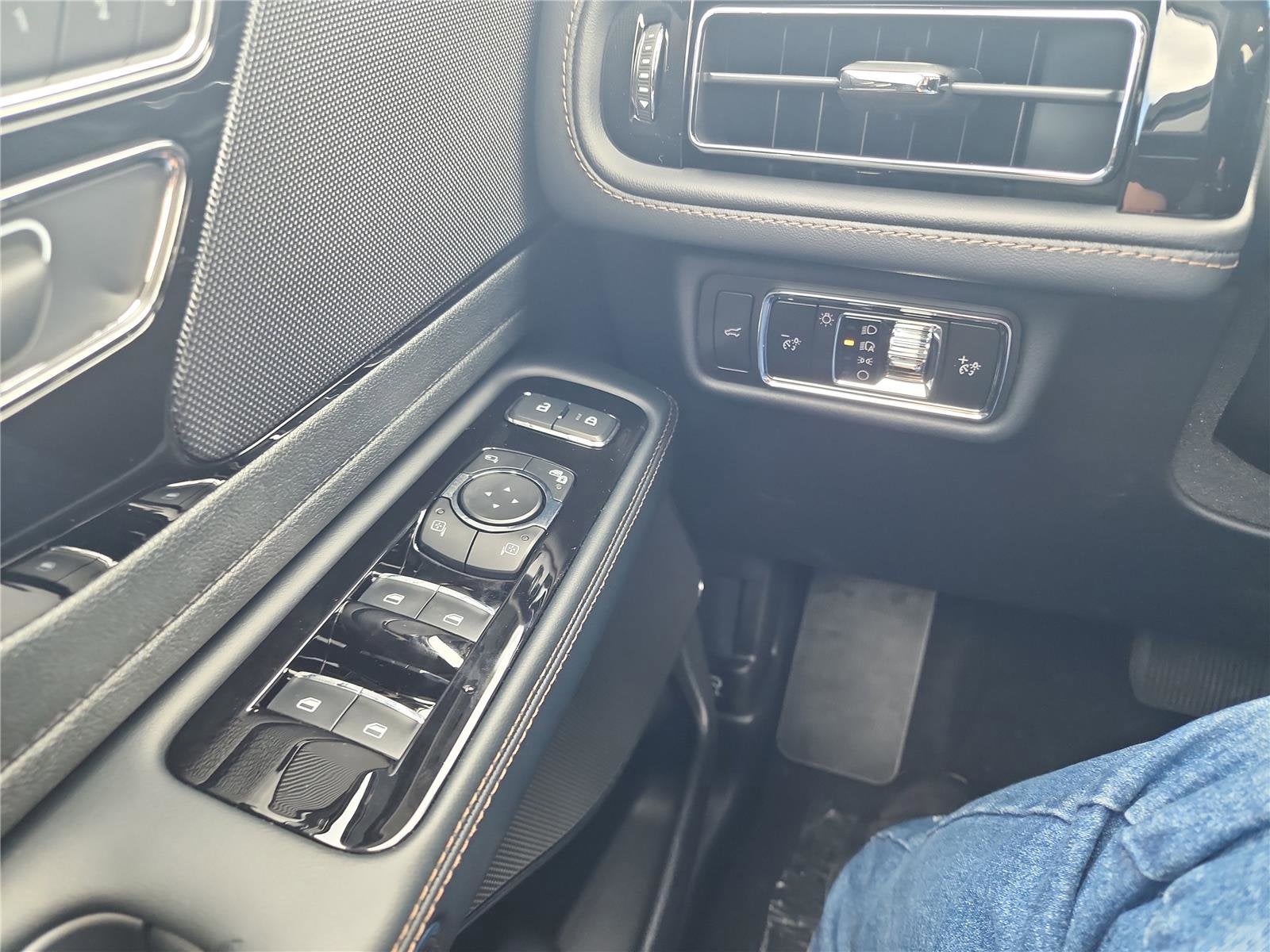 2026 Lincoln Aviator Premiere®