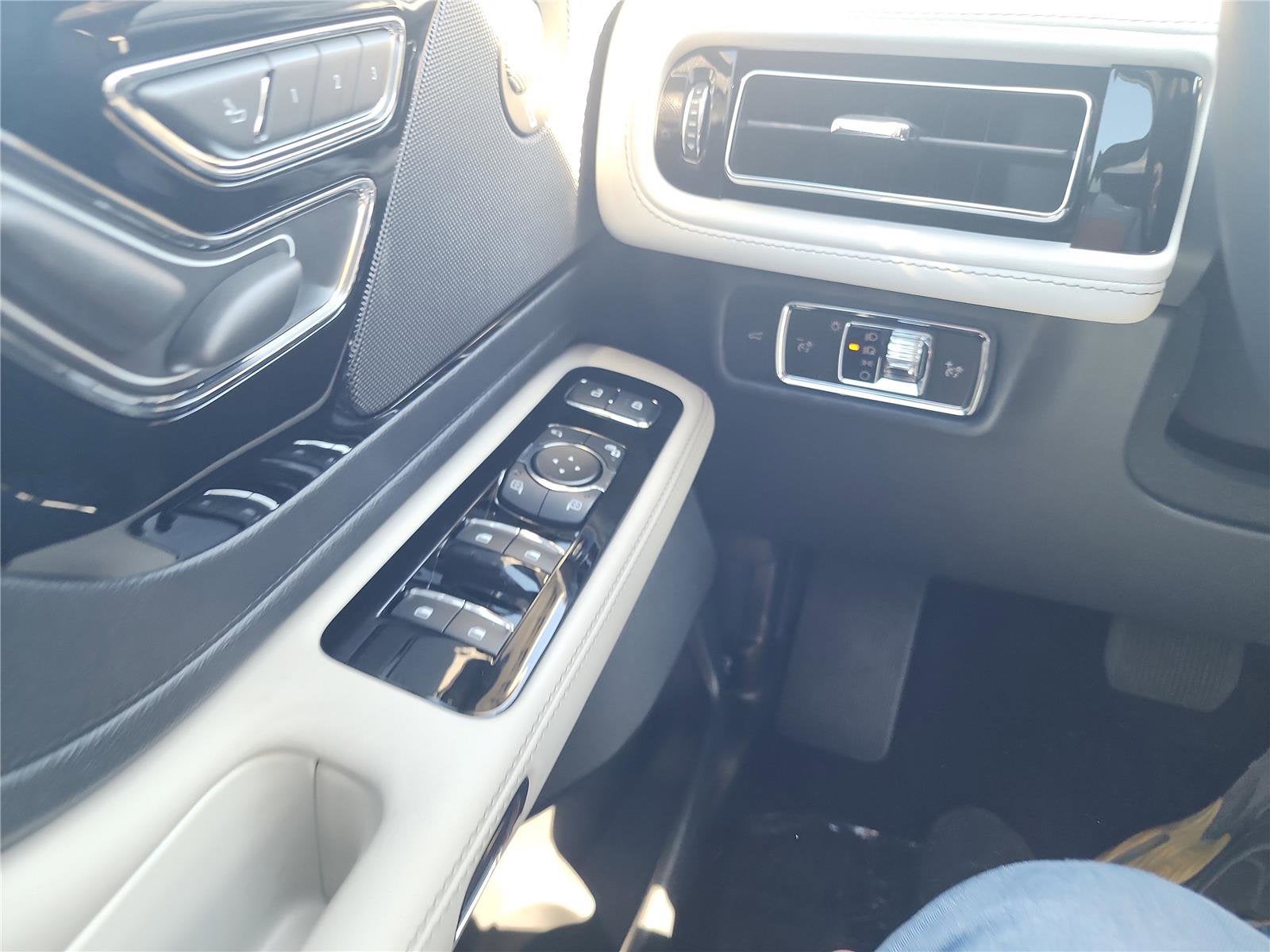 2026 Lincoln Aviator Premiere®