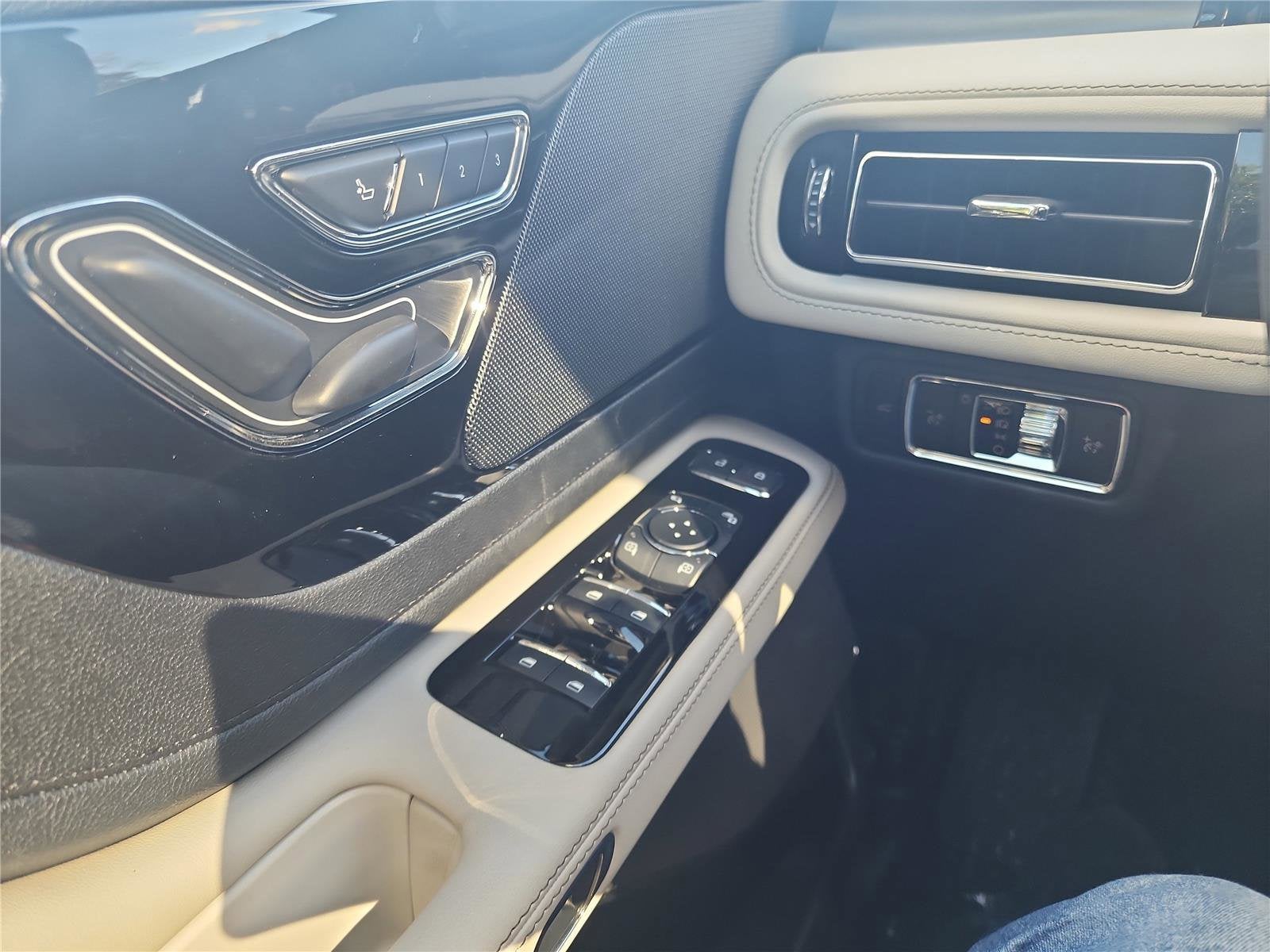 2026 Lincoln Aviator Premiere®